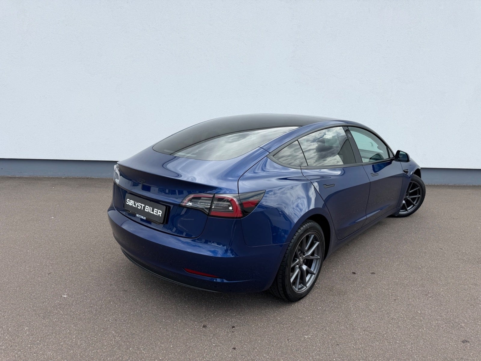 Tesla Model 3 Standard Range Plus, 325hp, 2021
