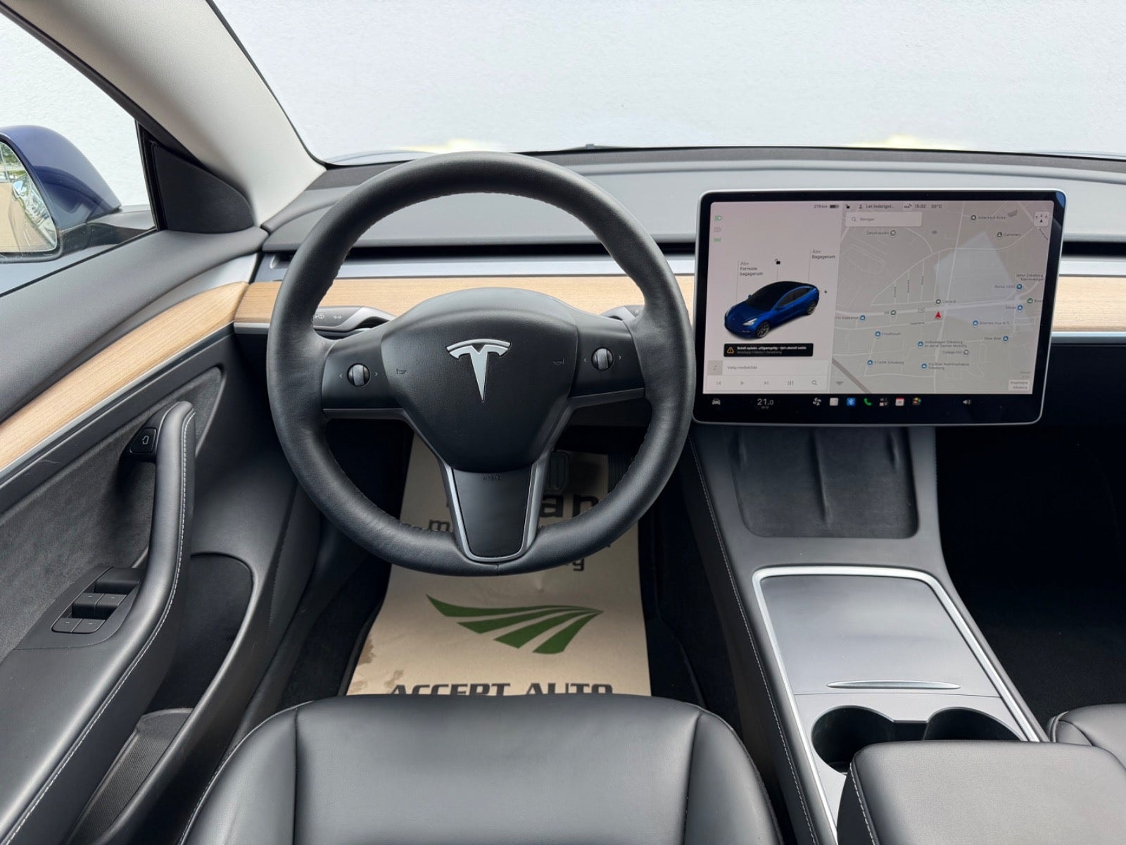 Tesla Model 3 Standard Range Plus, 325hp, 2021