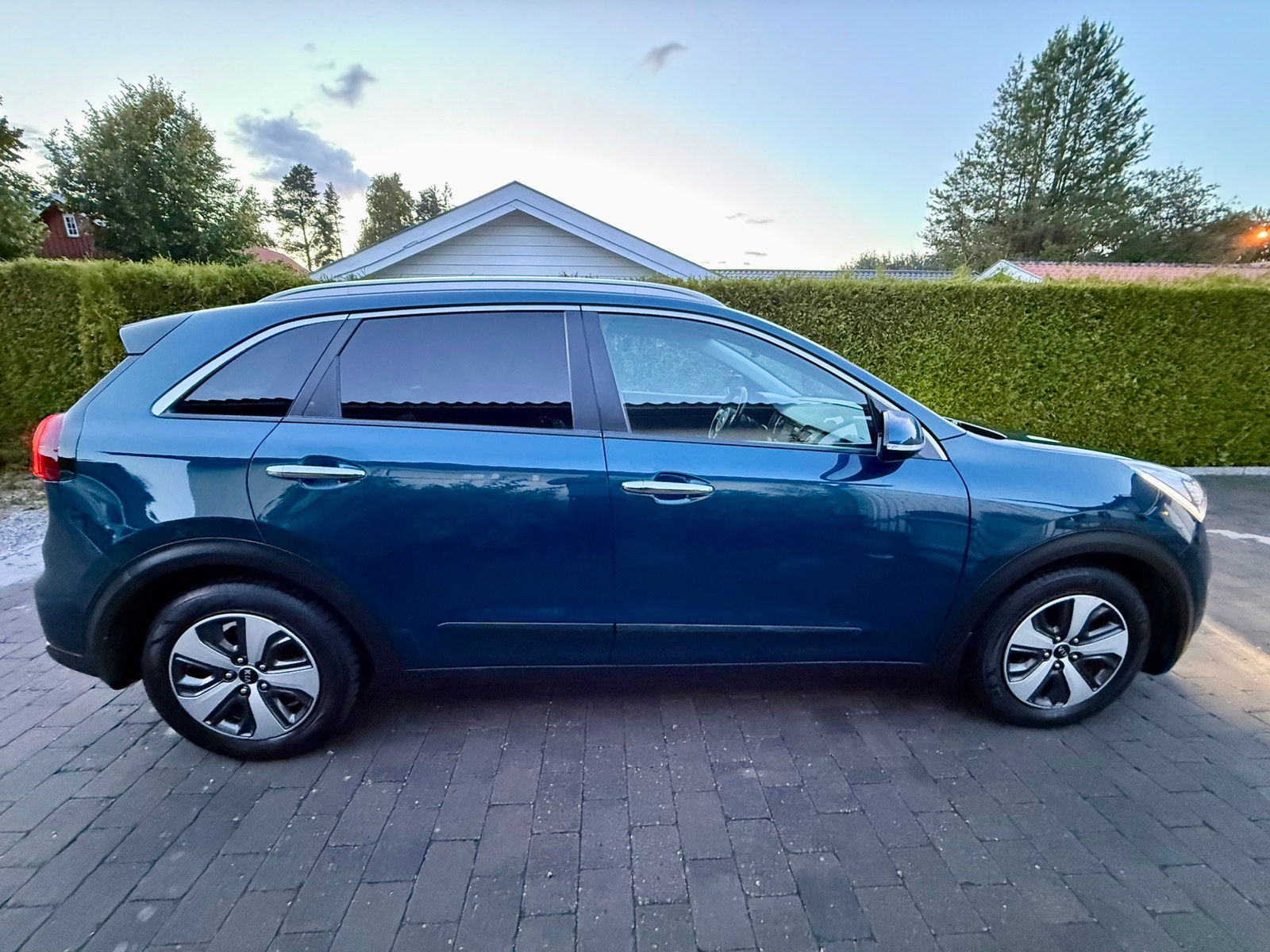 Kia Niro Hybrid DCT, 141hp, 2017