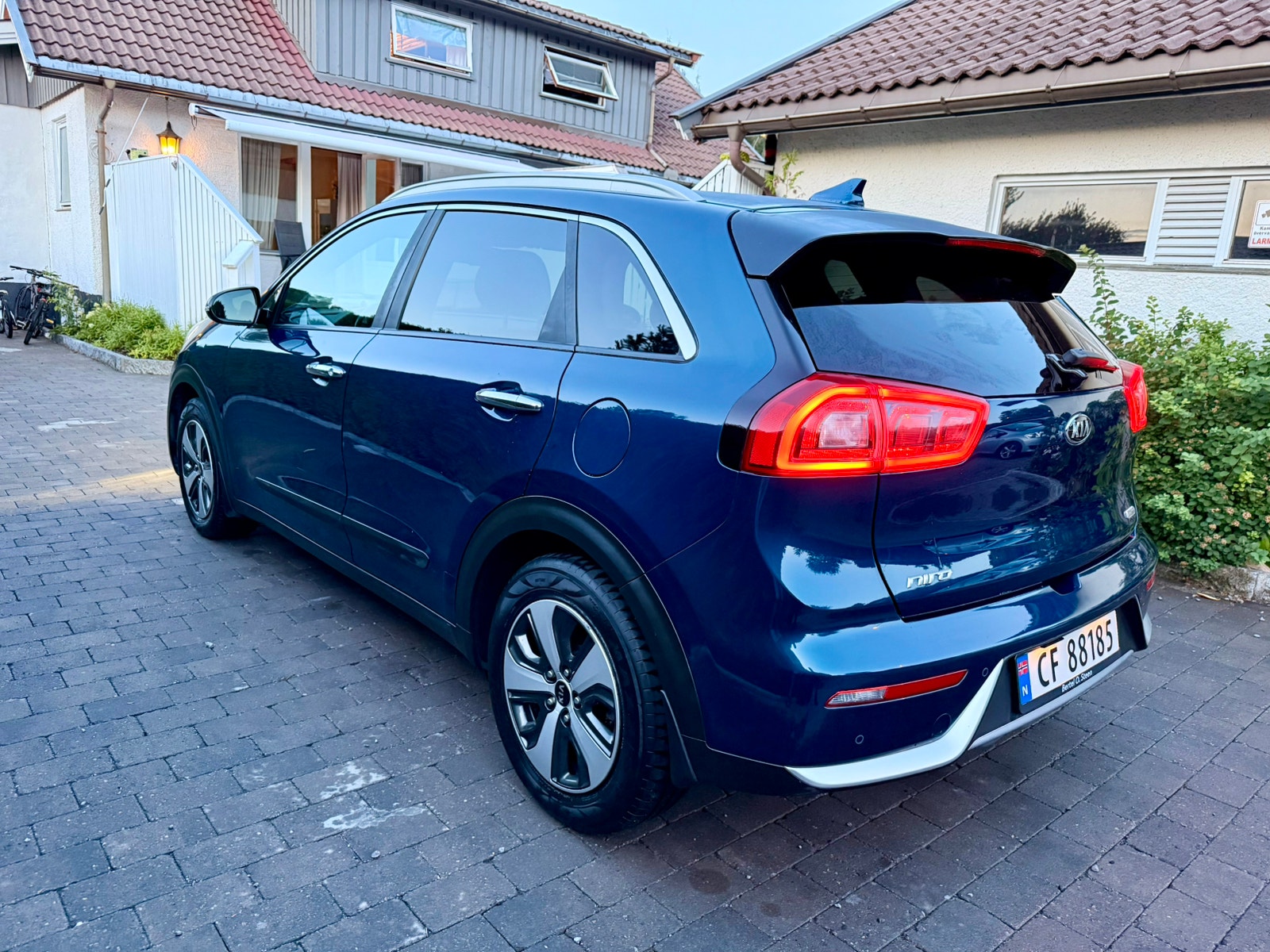 Kia Niro Hybrid DCT, 141hp, 2017