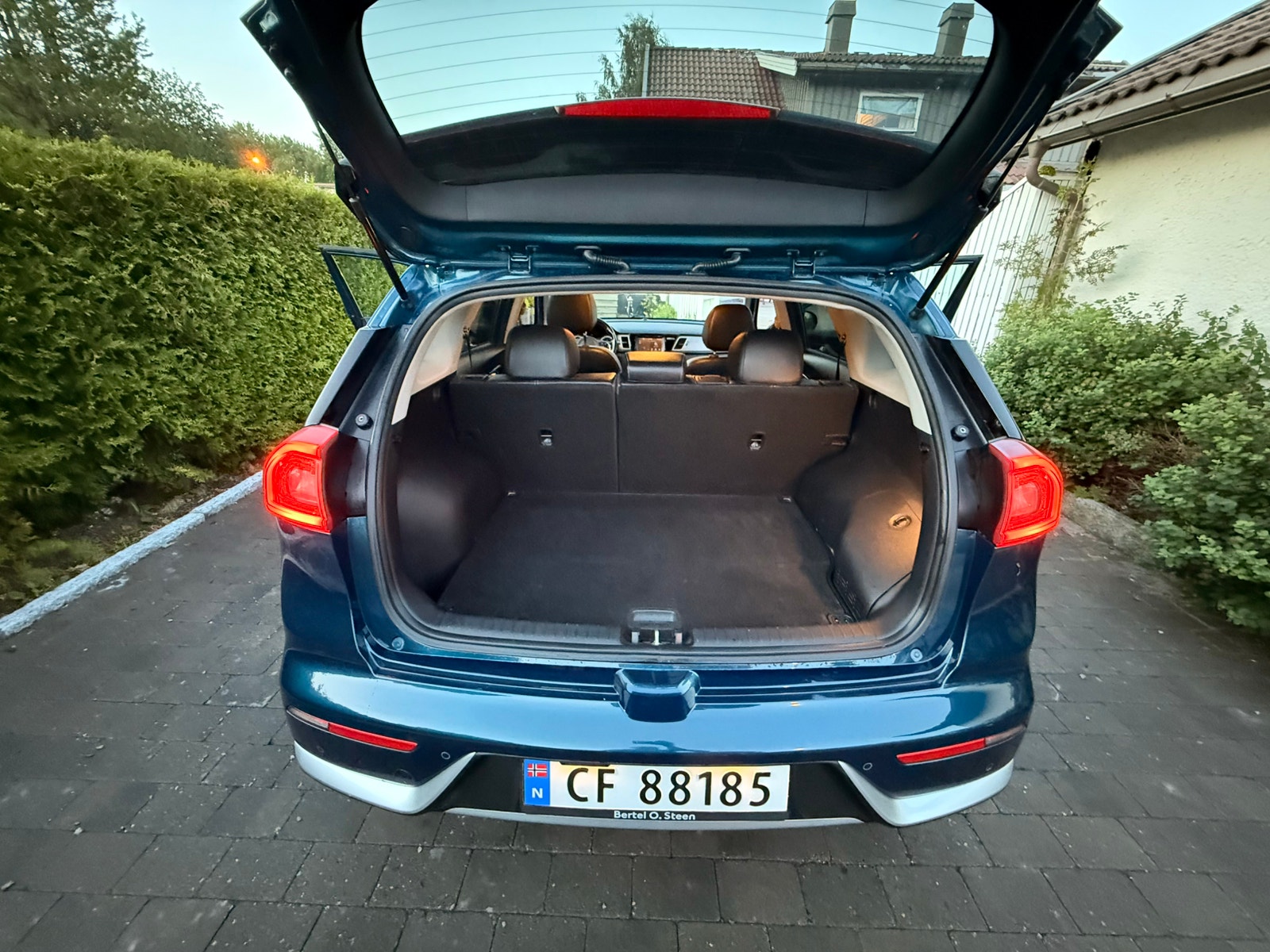 Kia Niro Hybrid DCT, 141hp, 2017