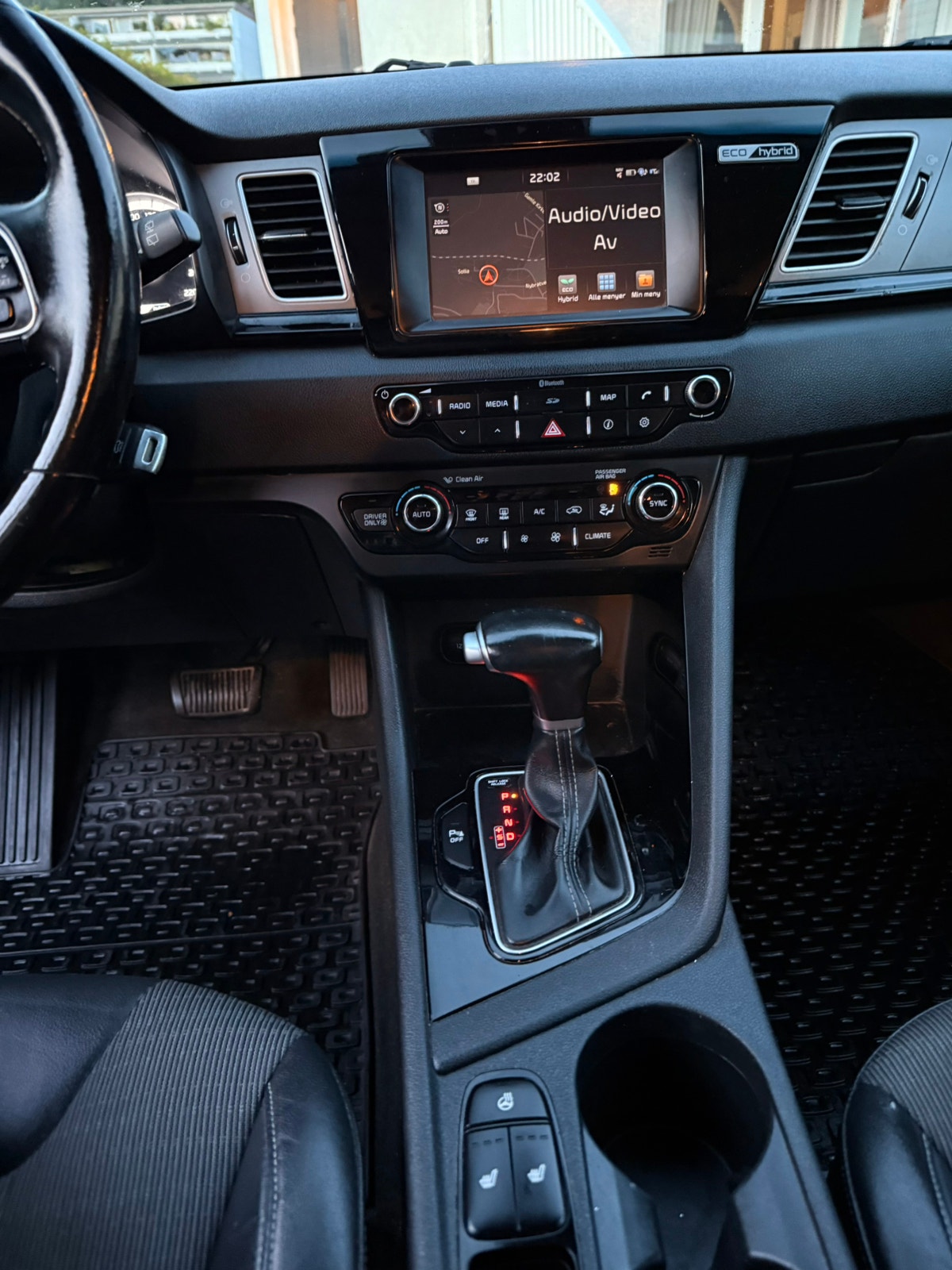 Kia Niro Hybrid DCT, 141hp, 2017