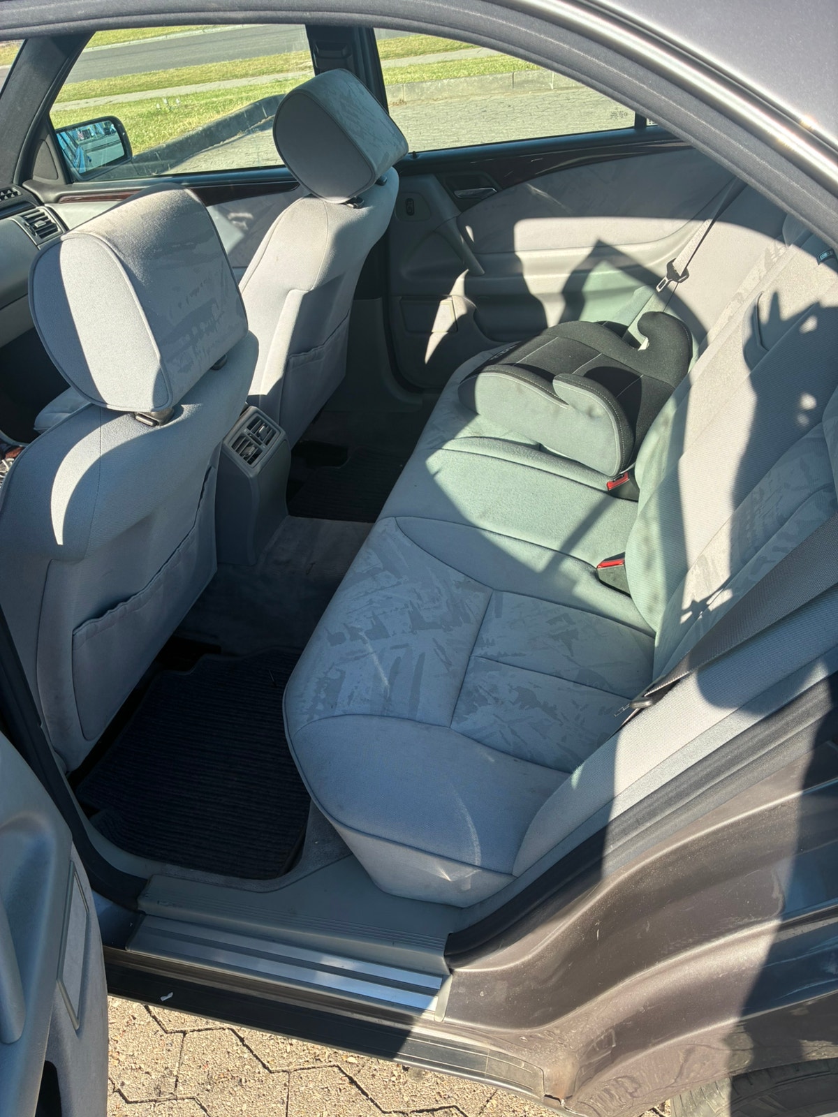 Mercedes-Benz E 230 Manual, 5-trins, 150ps, 1996