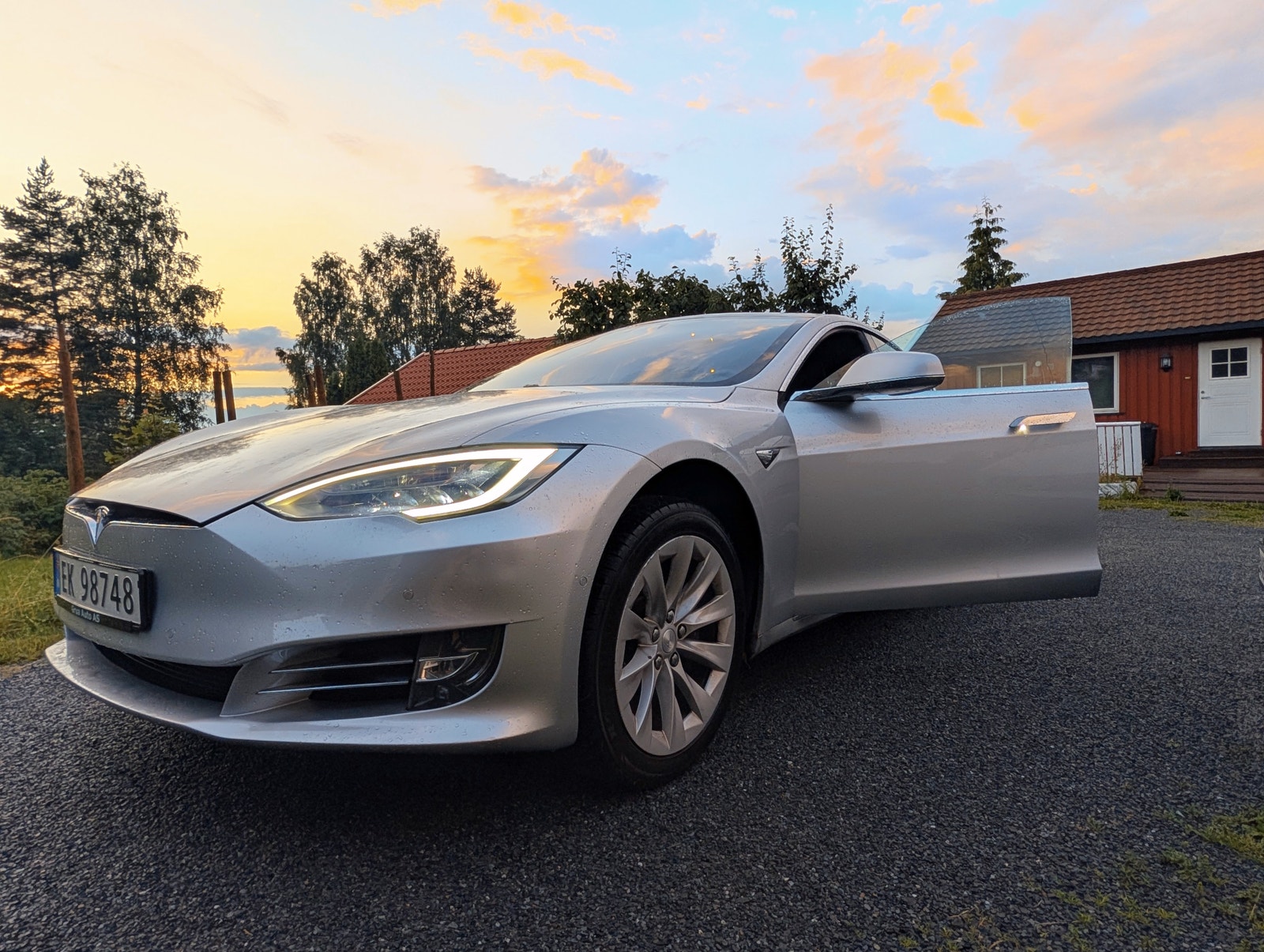 Tesla Model S 100D, 525ps, 2017
