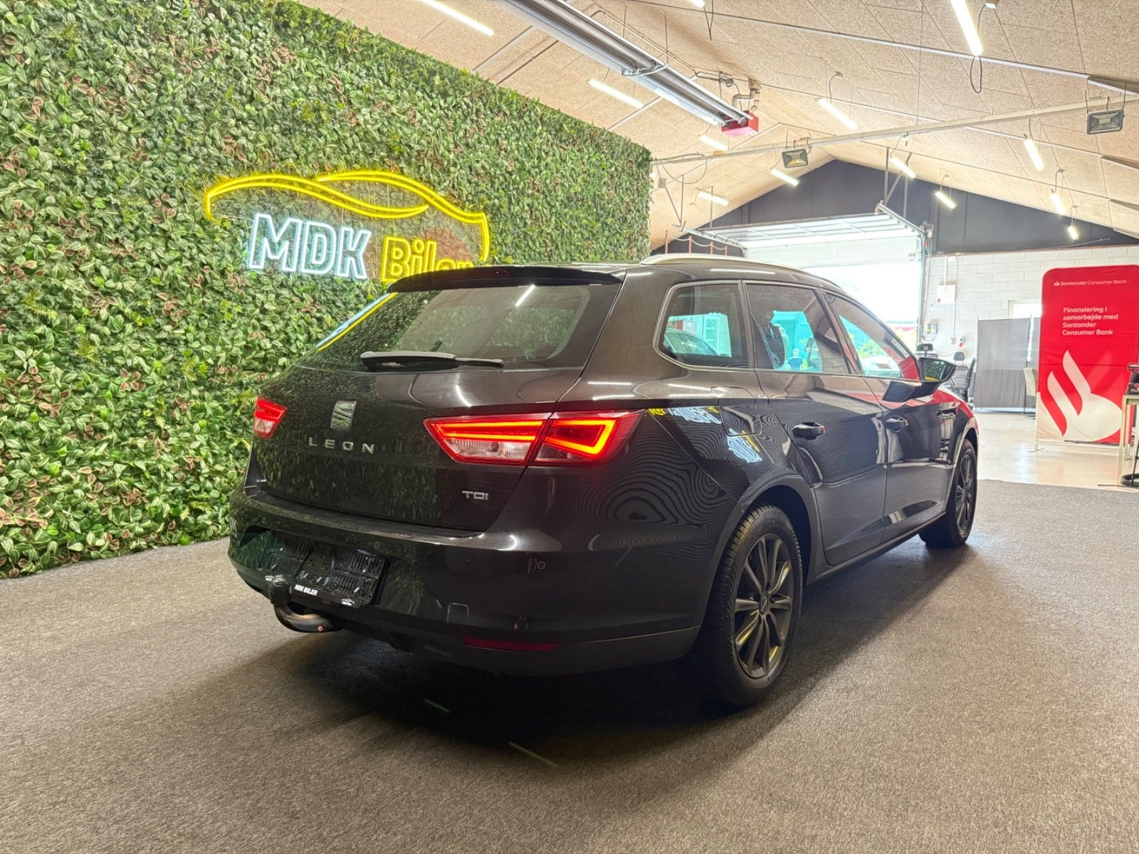 SEAT León ST 1.6 TDI DSG Sequential, 110hp, 2016
