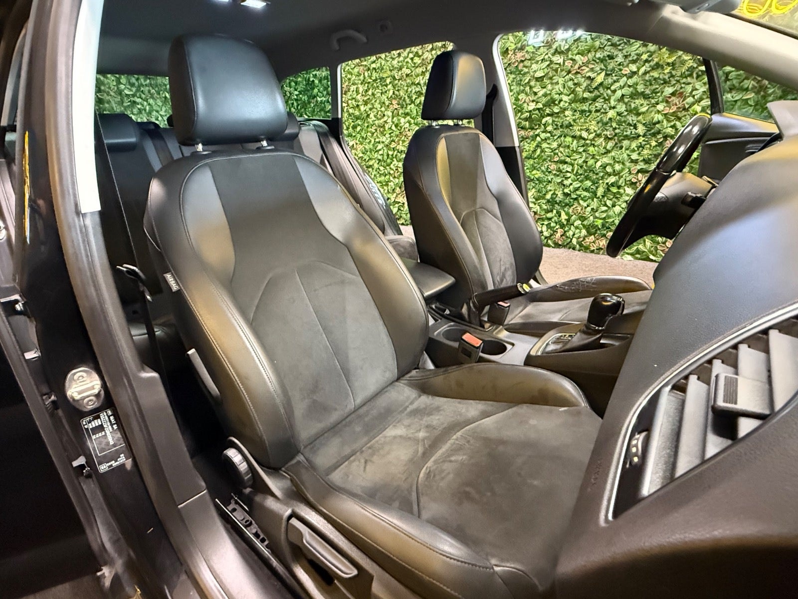 SEAT León ST 1.6 TDI DSG Sequential, 110hp, 2016