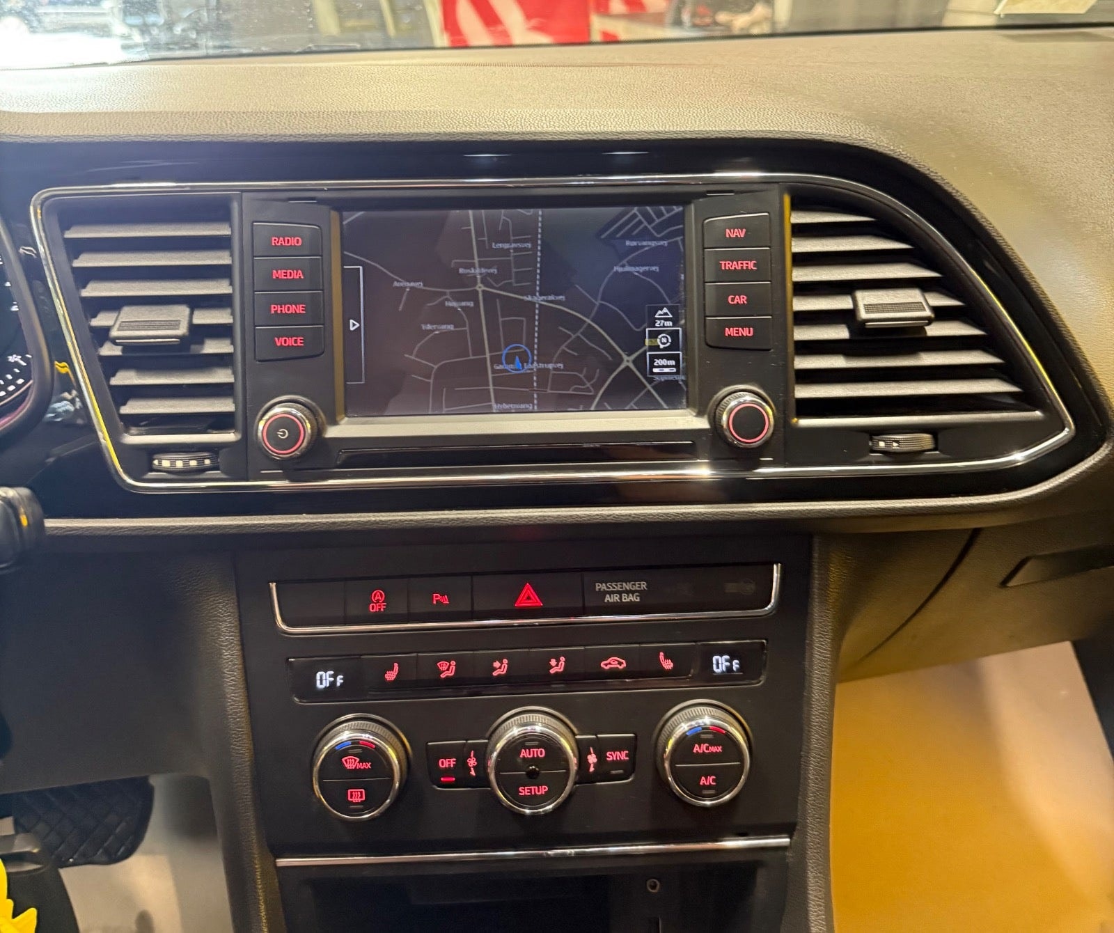 SEAT León ST 1.6 TDI DSG Sequential, 110hp, 2016