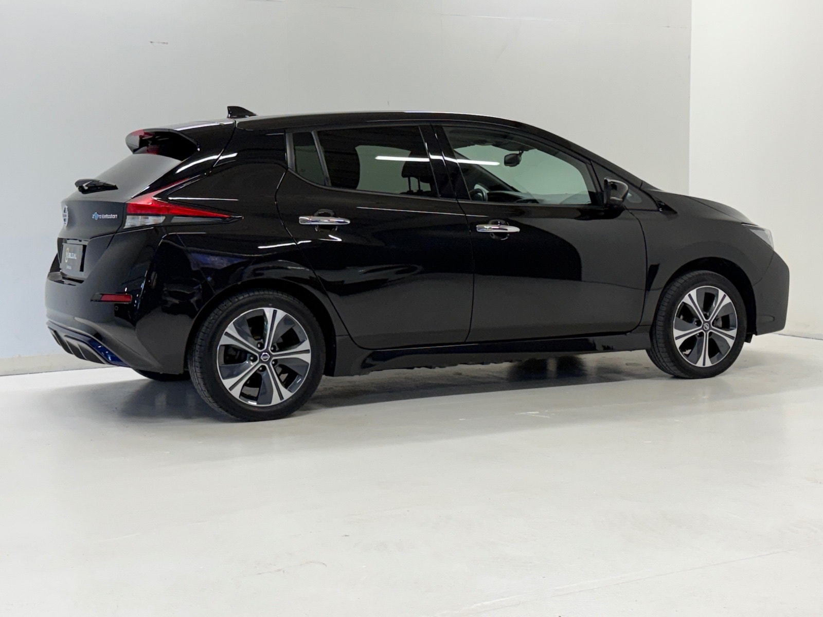 Nissan Leaf e+, 217hp, 2021