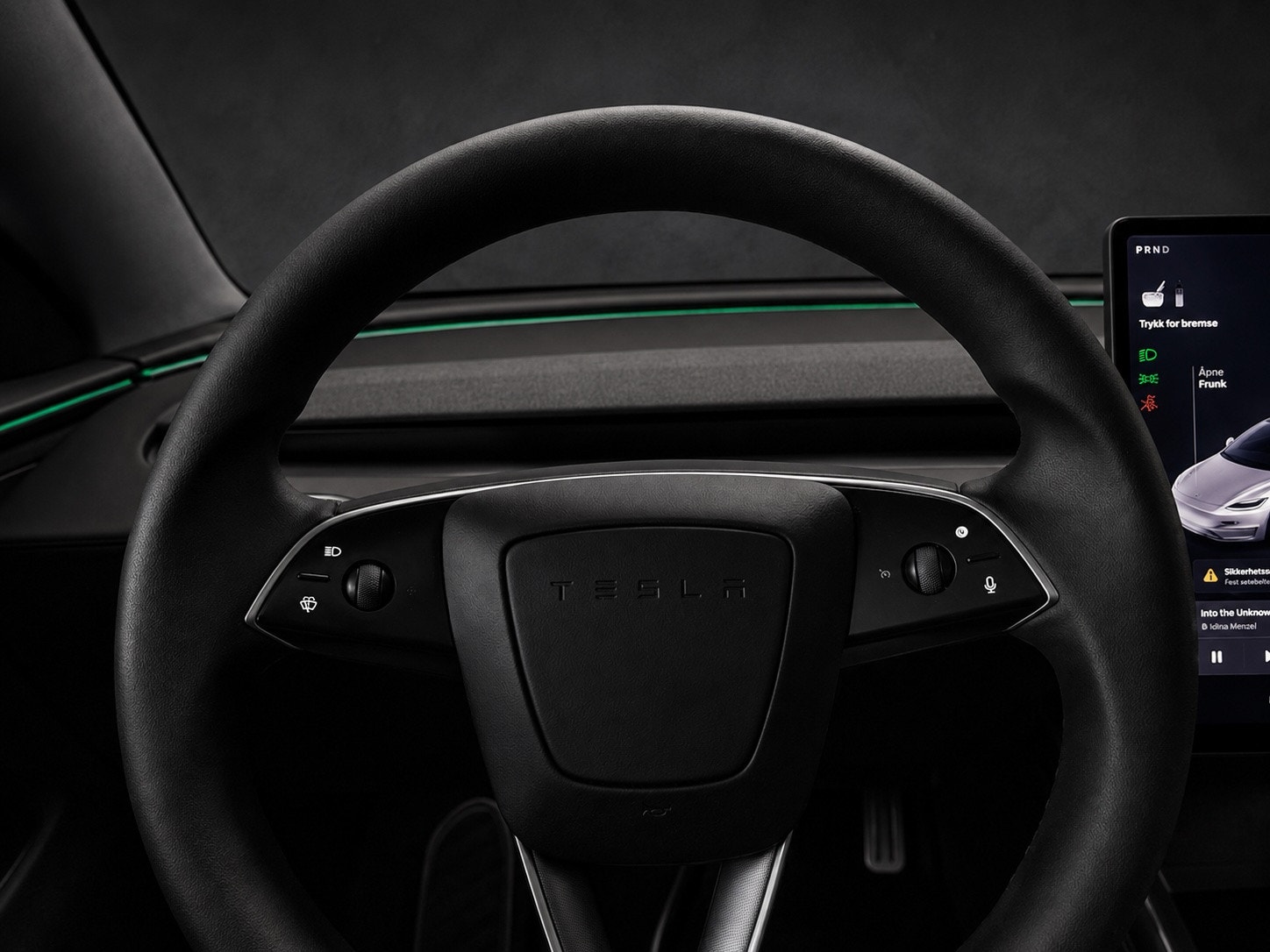 Tesla Model Y Long Range AWD, 514ps, 2025