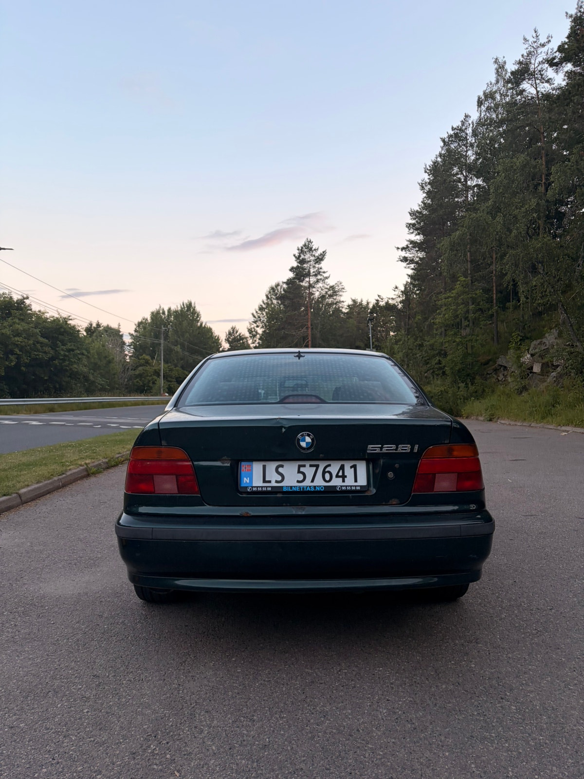 BMW 528i Sedan Automatic, 5-trins, 193ps, 1996