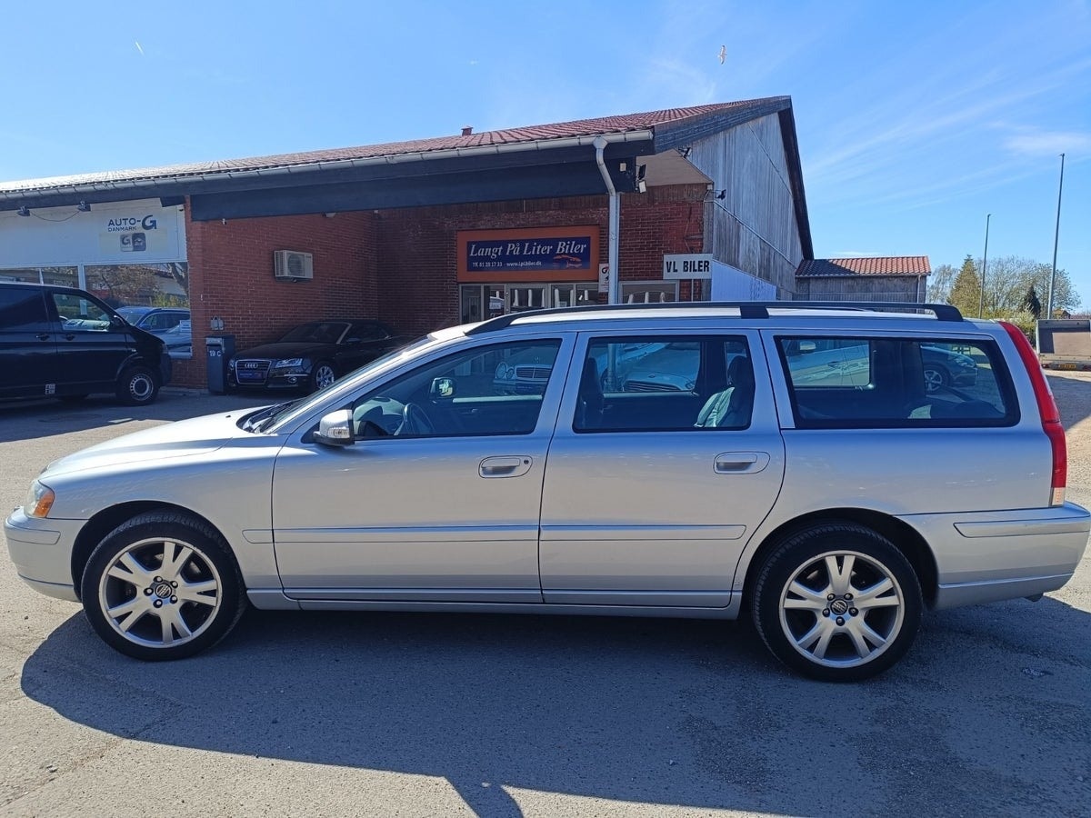 Volvo V70 2.4 Manual, 140hp, 2008