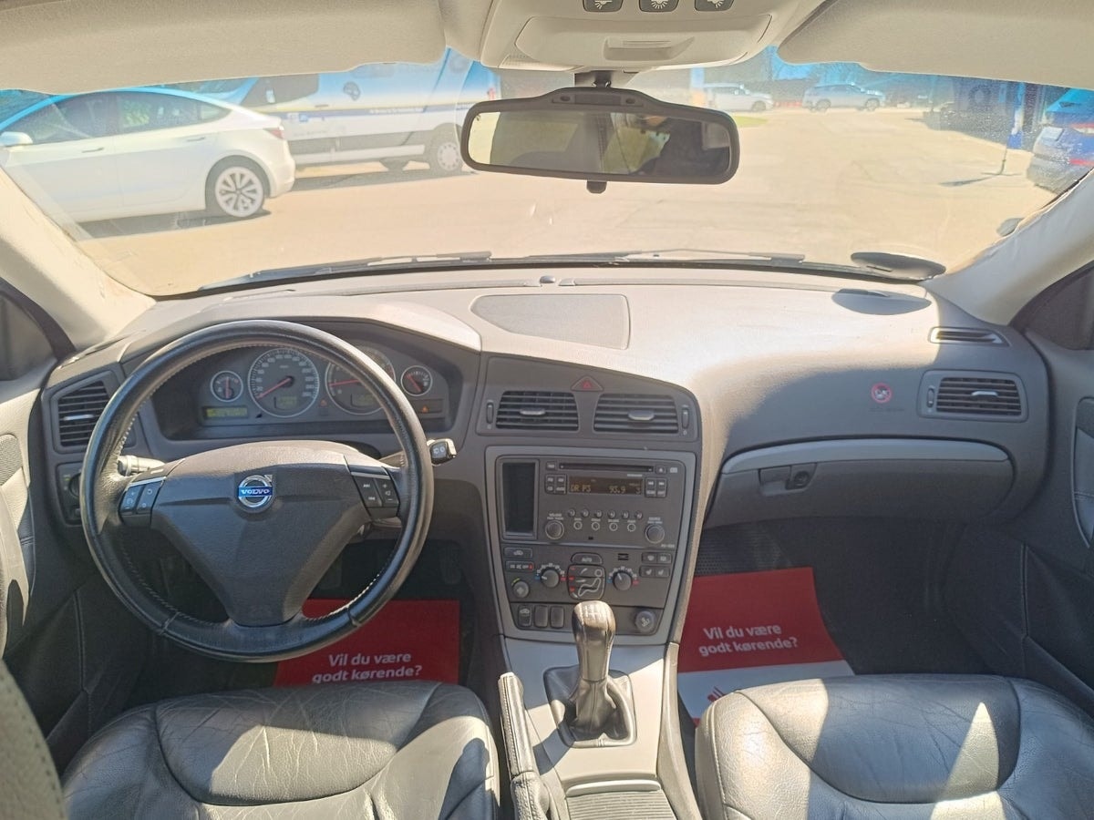 Volvo V70 2.4 Manual, 140hp, 2008