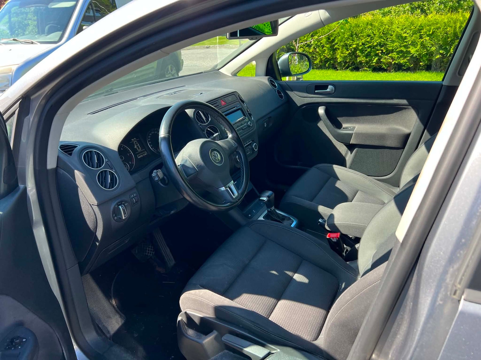 Volkswagen Golf Plus 1.6 TDI DPF DSG Sequential, 105hp, 2011