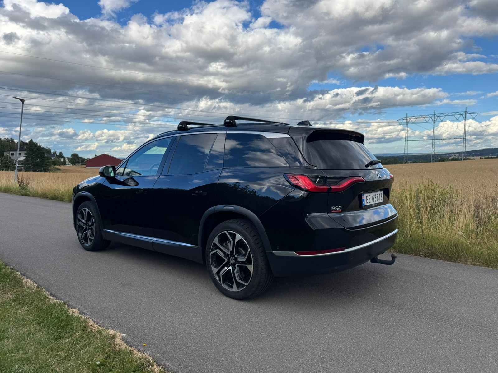 NIO ES8 Standard Range, 544hk, 2022