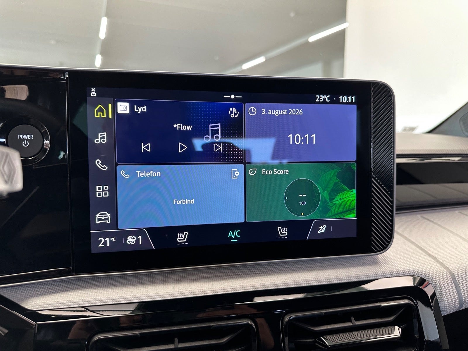 Renault 5 E-Tech 40 kWh, 122hp, 2025