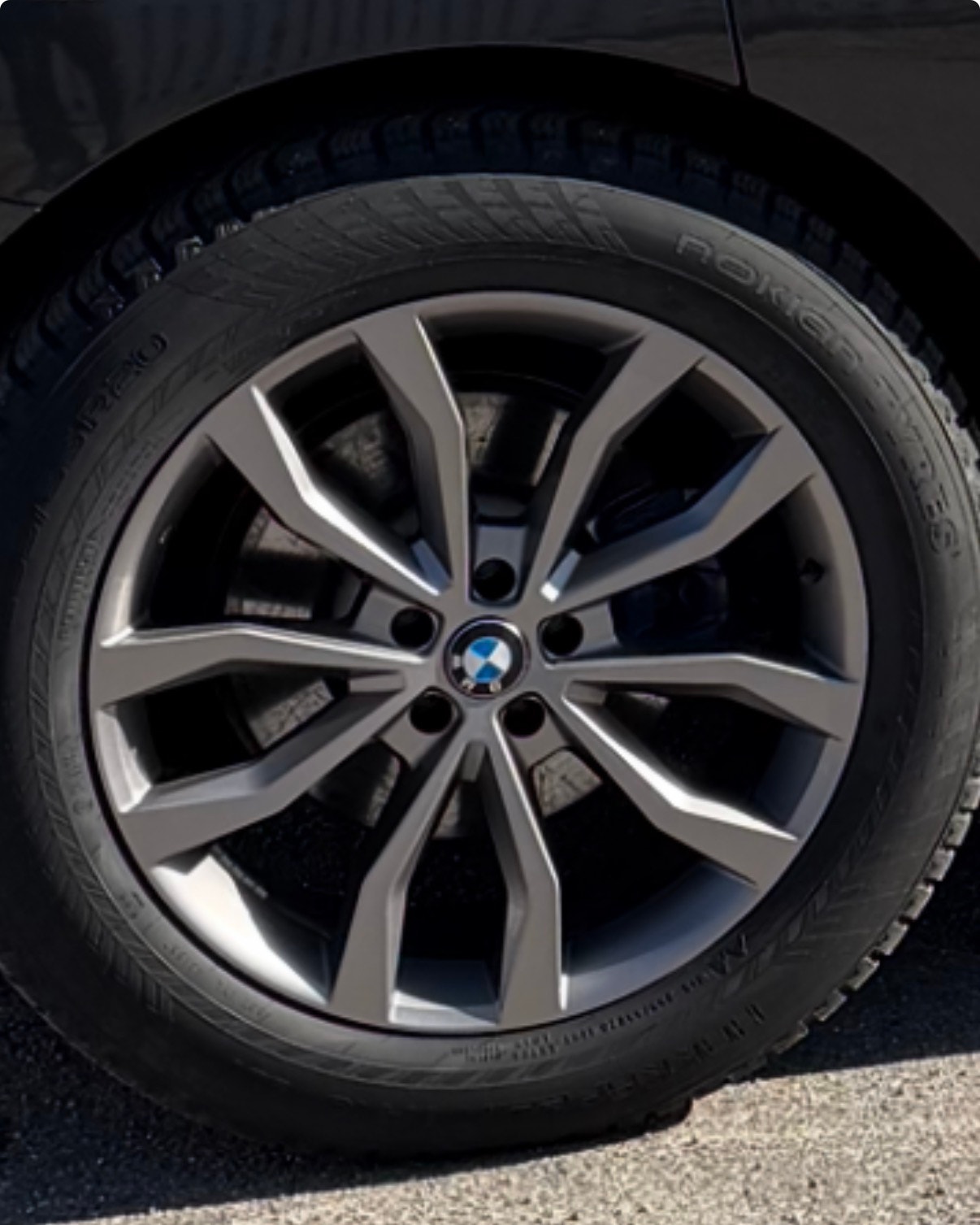 BMW iX xDrive50, 524hk, 2022