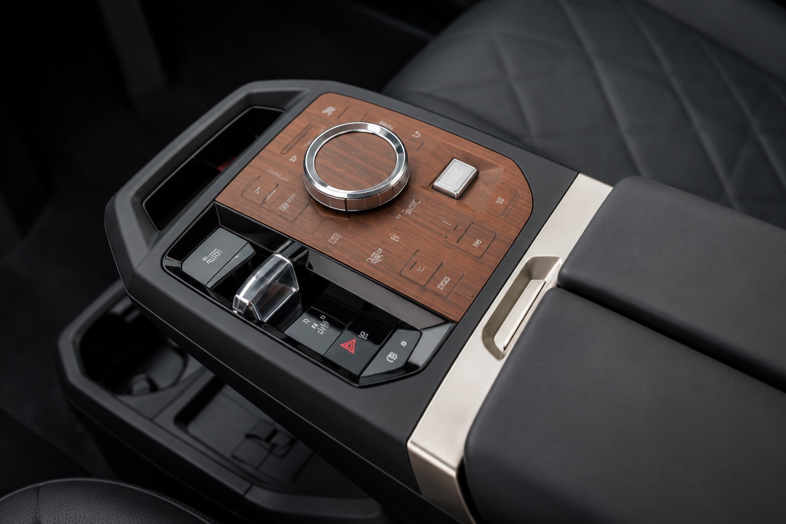 BMW iX xDrive50, 524hk, 2022