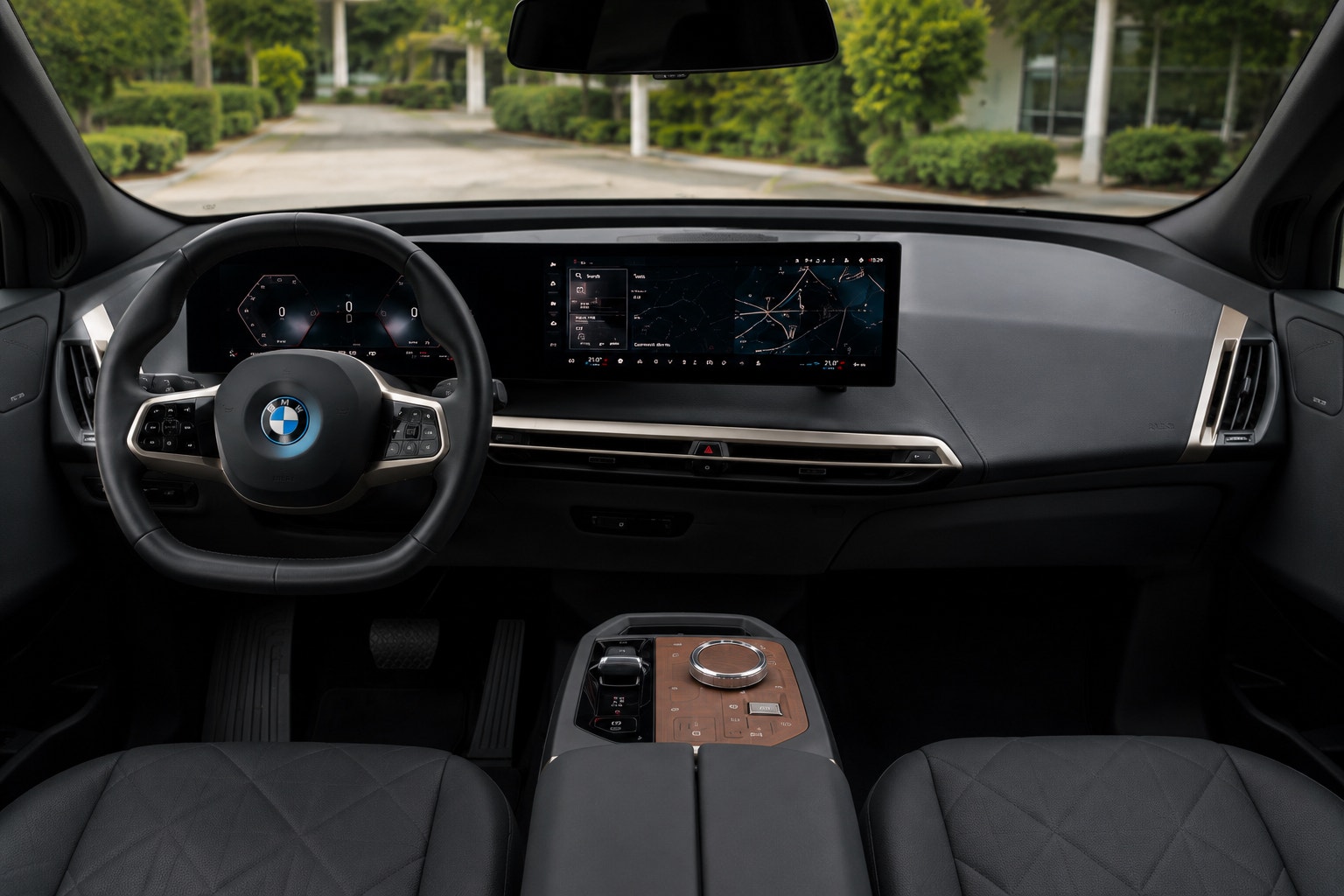 BMW iX xDrive50, 524hk, 2022