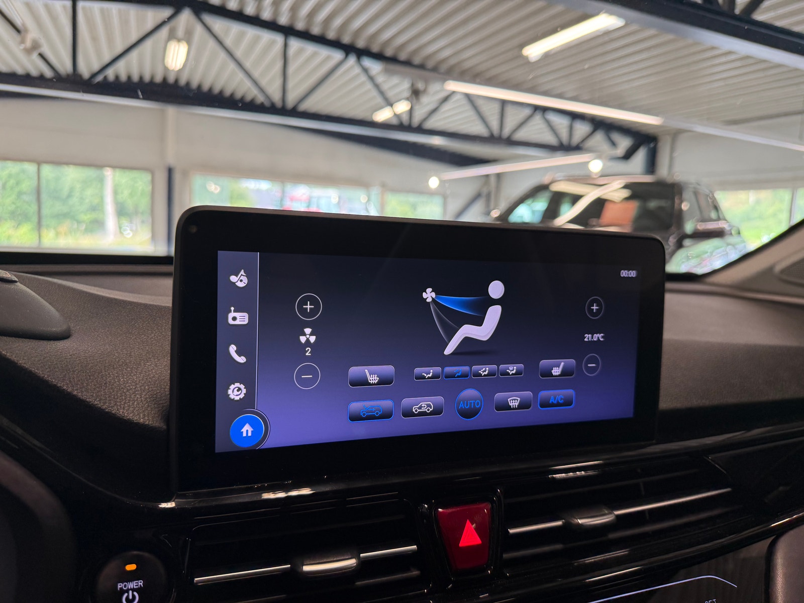 JAC e-JS4, 193hp, 2022