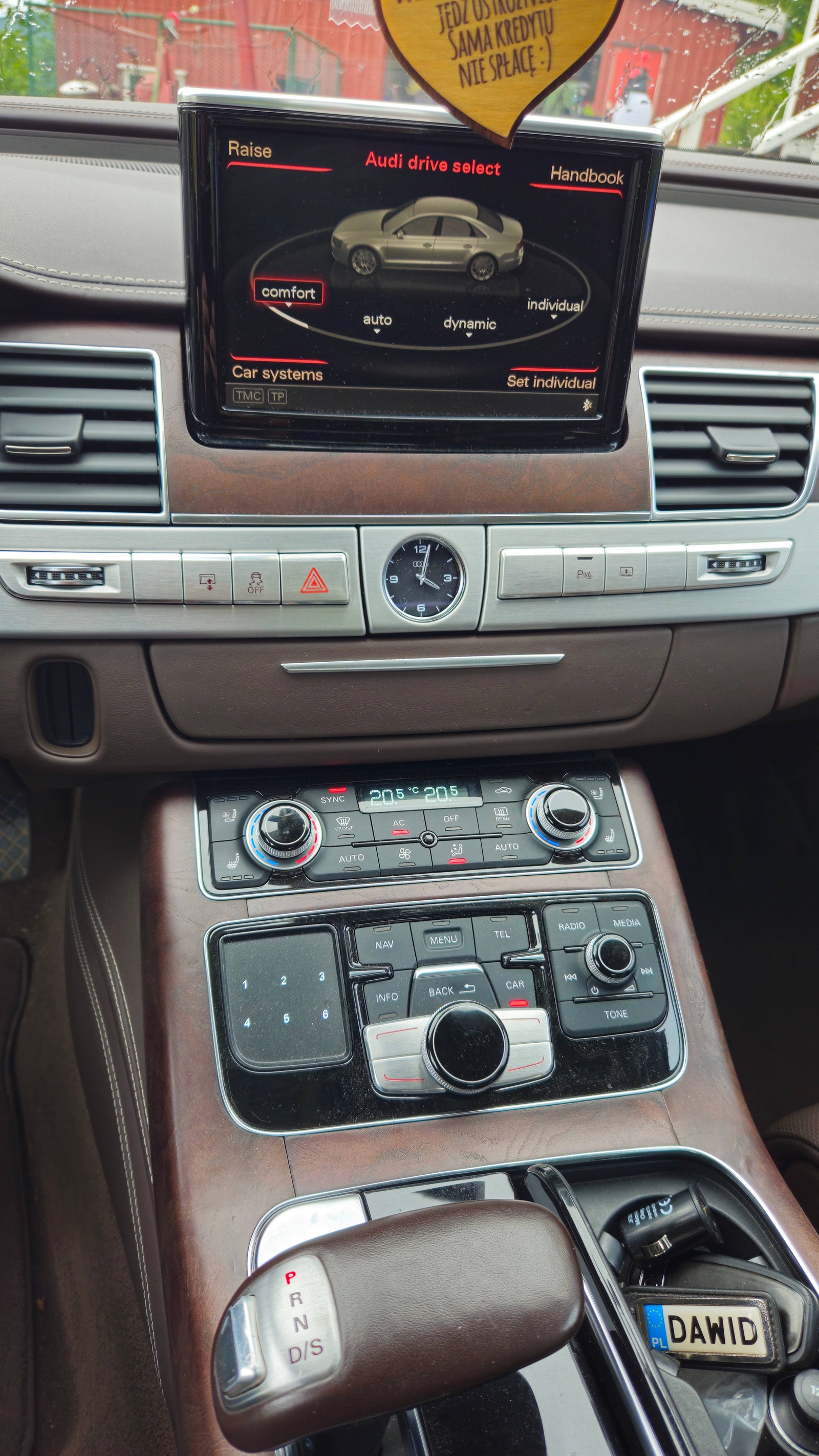 Audi A8 4.2 TDI V8 quattro TipTronic, 8-trins, 350ps, 2010