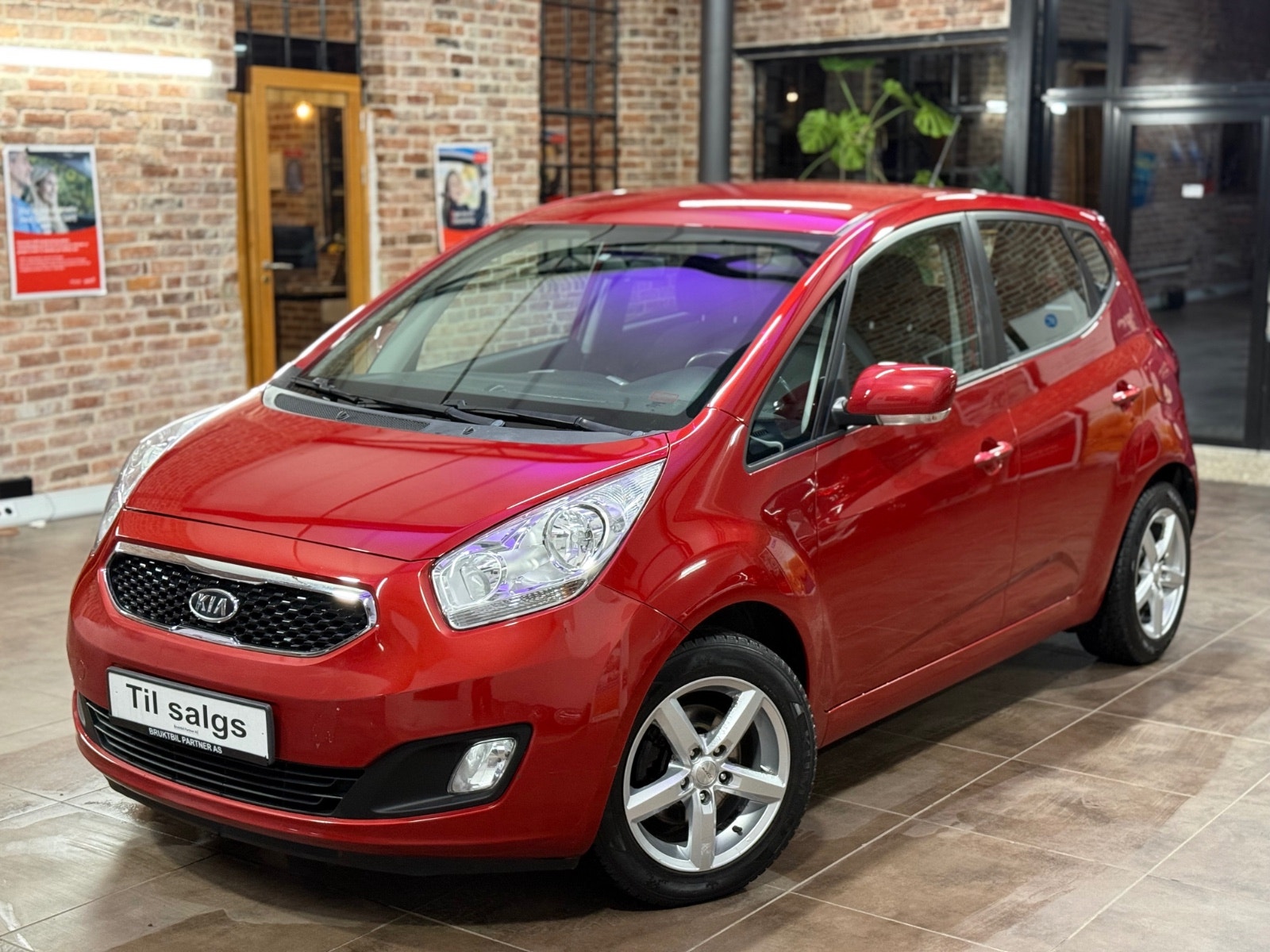 Kia Venga 1.6 CVVT Automatic, 4-trins, 125ps, 2013