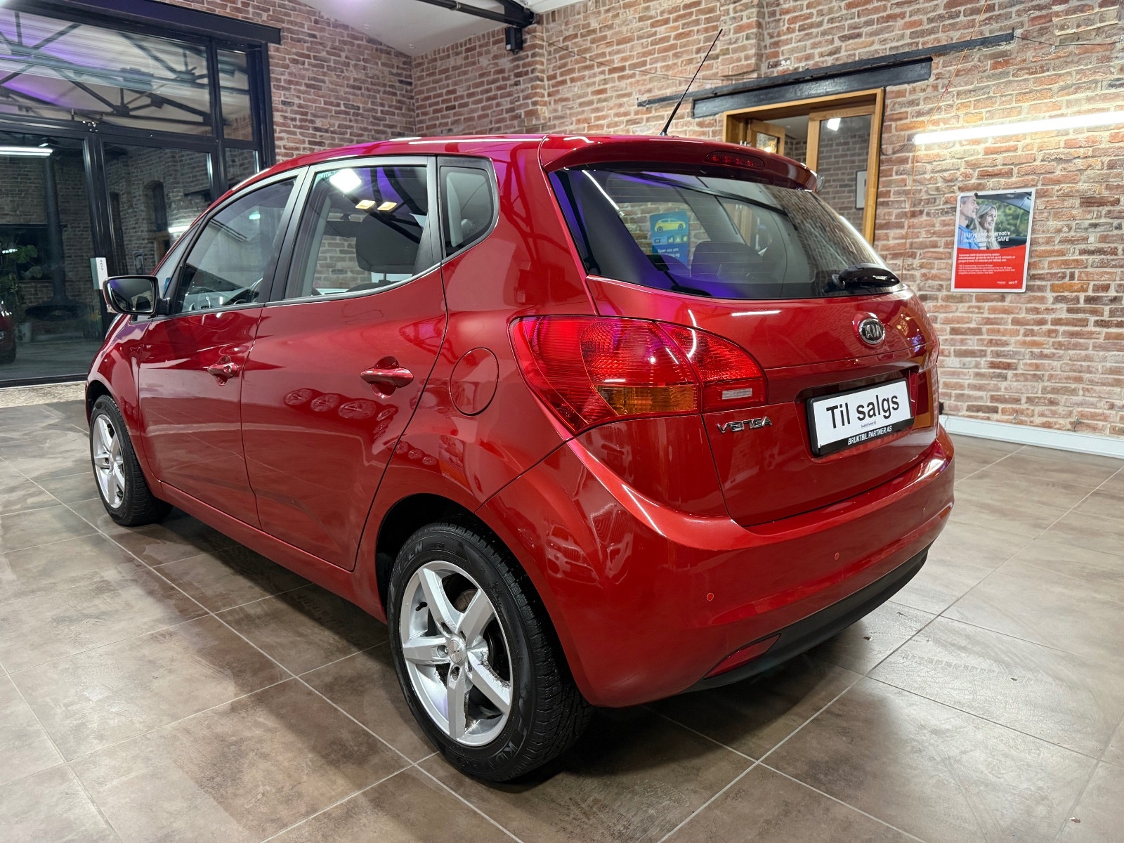 Kia Venga 1.6 CVVT Automatic, 4-trins, 125ps, 2013