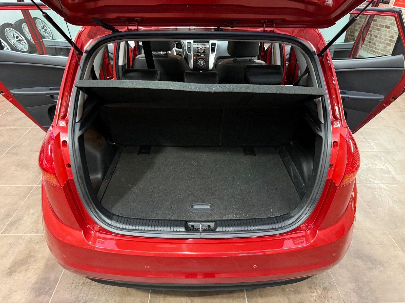 Kia Venga 1.6 CVVT Automatic, 4-trins, 125ps, 2013