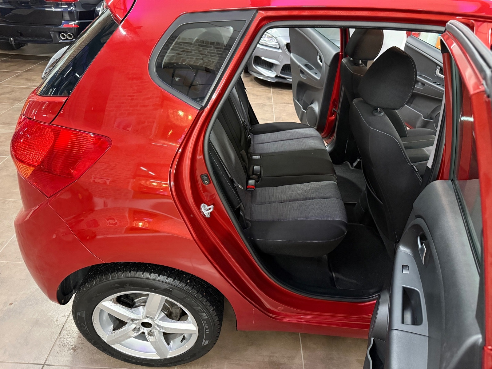 Kia Venga 1.6 CVVT Automatic, 4-trins, 125ps, 2013