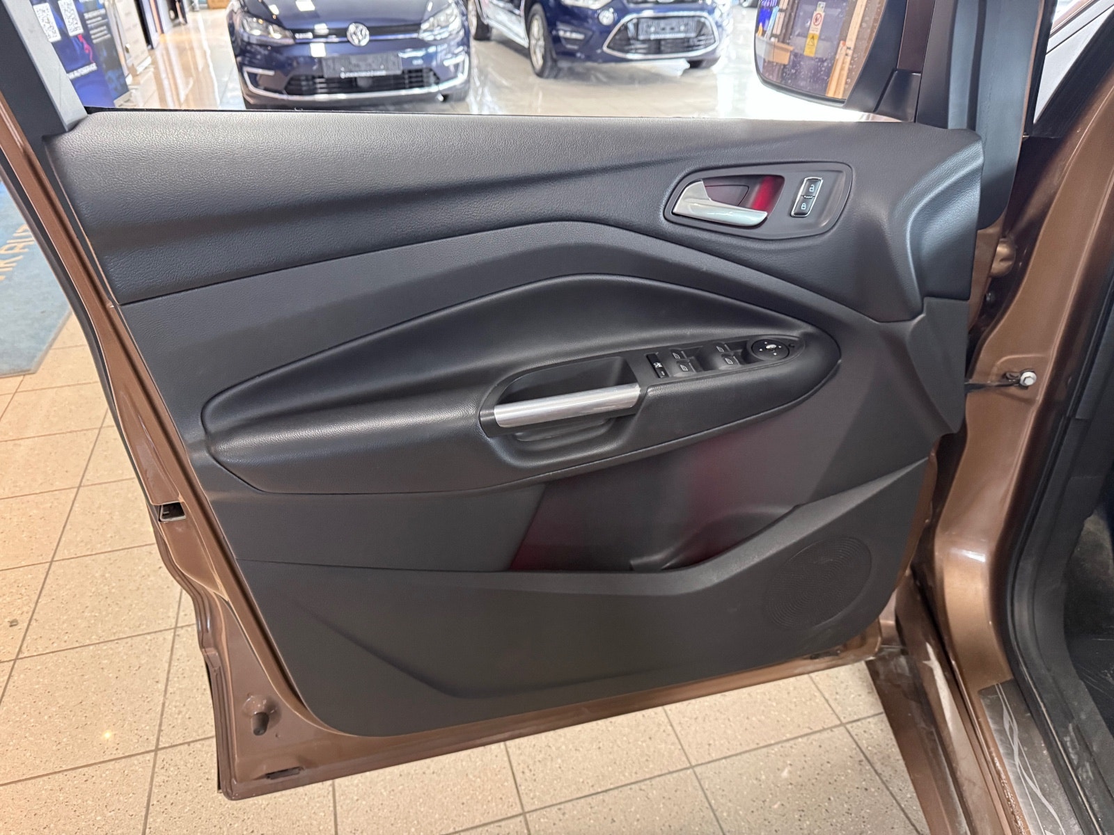 Ford Kuga 2.0 TDCi AWD Powershift, 6-trinn, 163hk, 2014