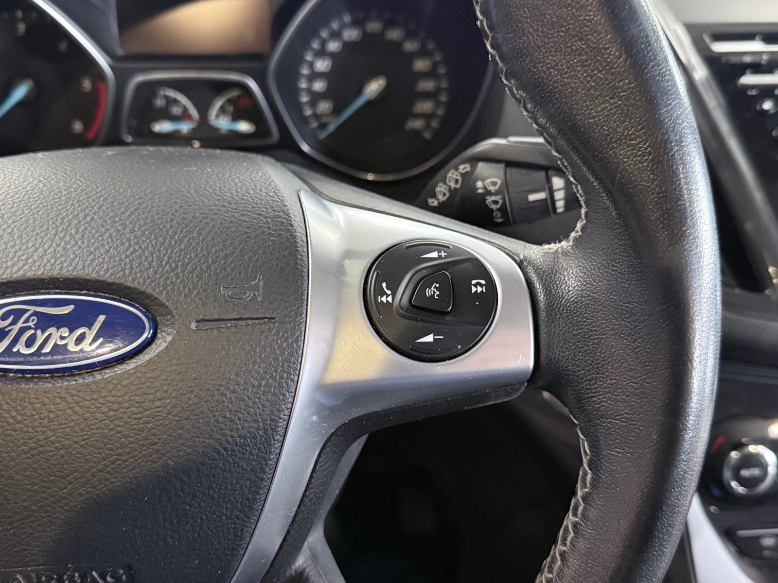 Ford Kuga 2.0 TDCi AWD Powershift, 6-trinn, 163hk, 2014