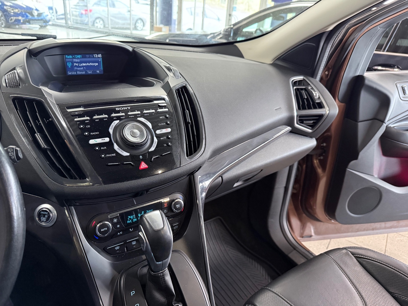 Ford Kuga 2.0 TDCi AWD Powershift, 6-trinn, 163hk, 2014