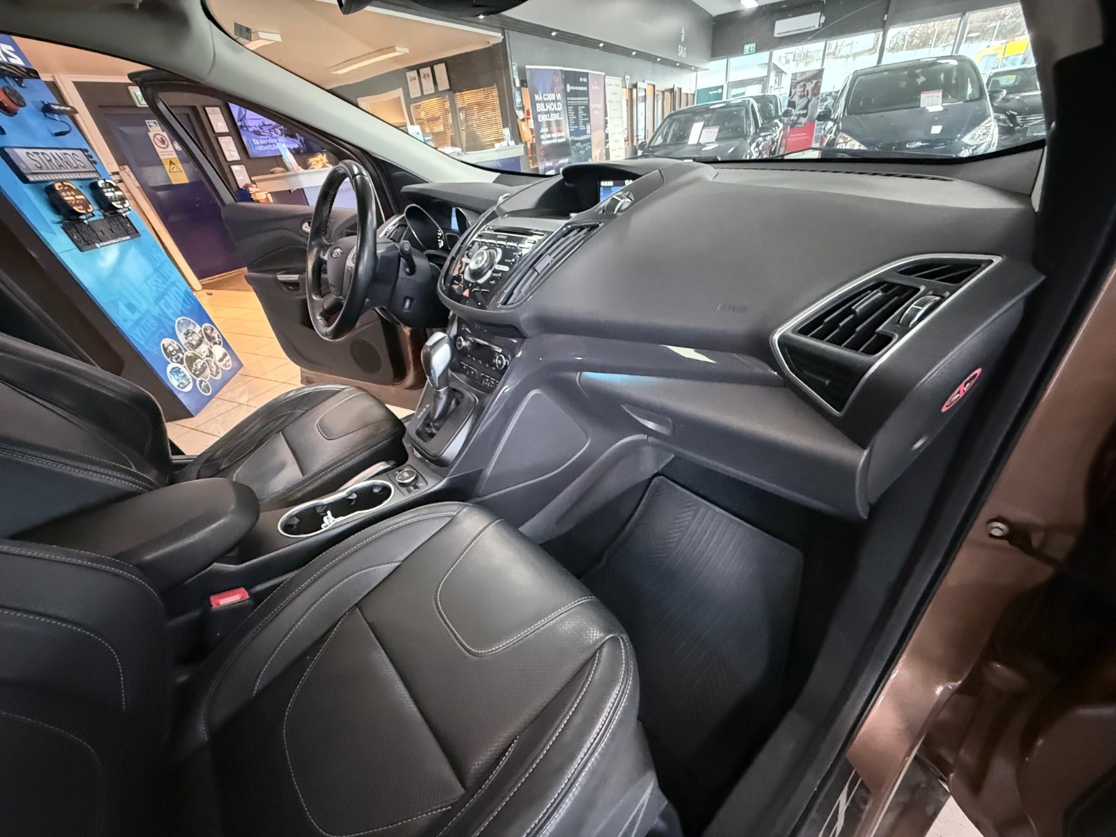 Ford Kuga 2.0 TDCi AWD Powershift, 6-trinn, 163hk, 2014