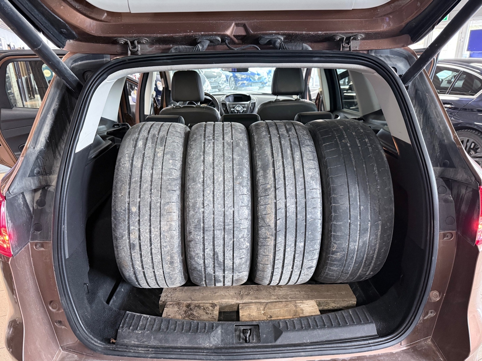 Ford Kuga 2.0 TDCi AWD Powershift, 6-trinn, 163hk, 2014