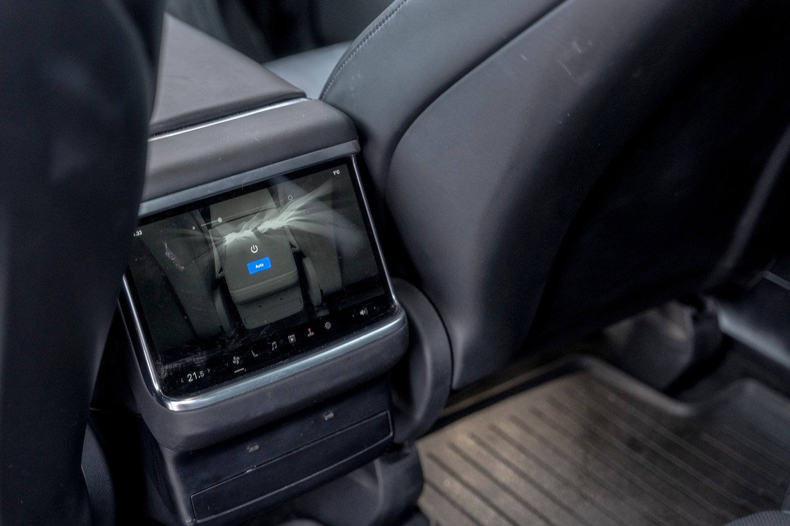 Tesla Model X, 670ps, 2023