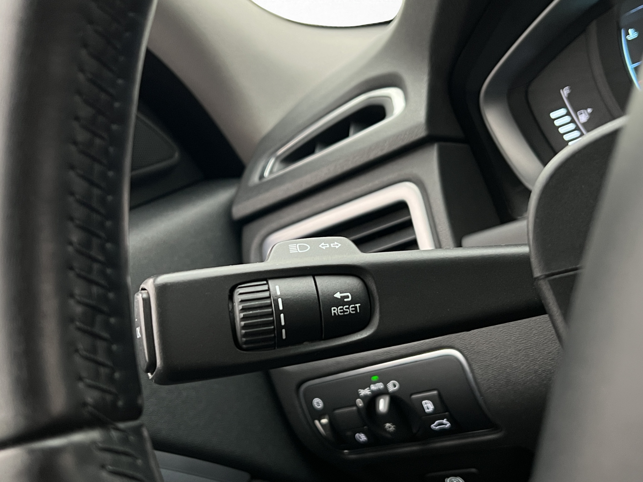 Volvo V70 D4 AWD Geartronic, 181hp, 2015