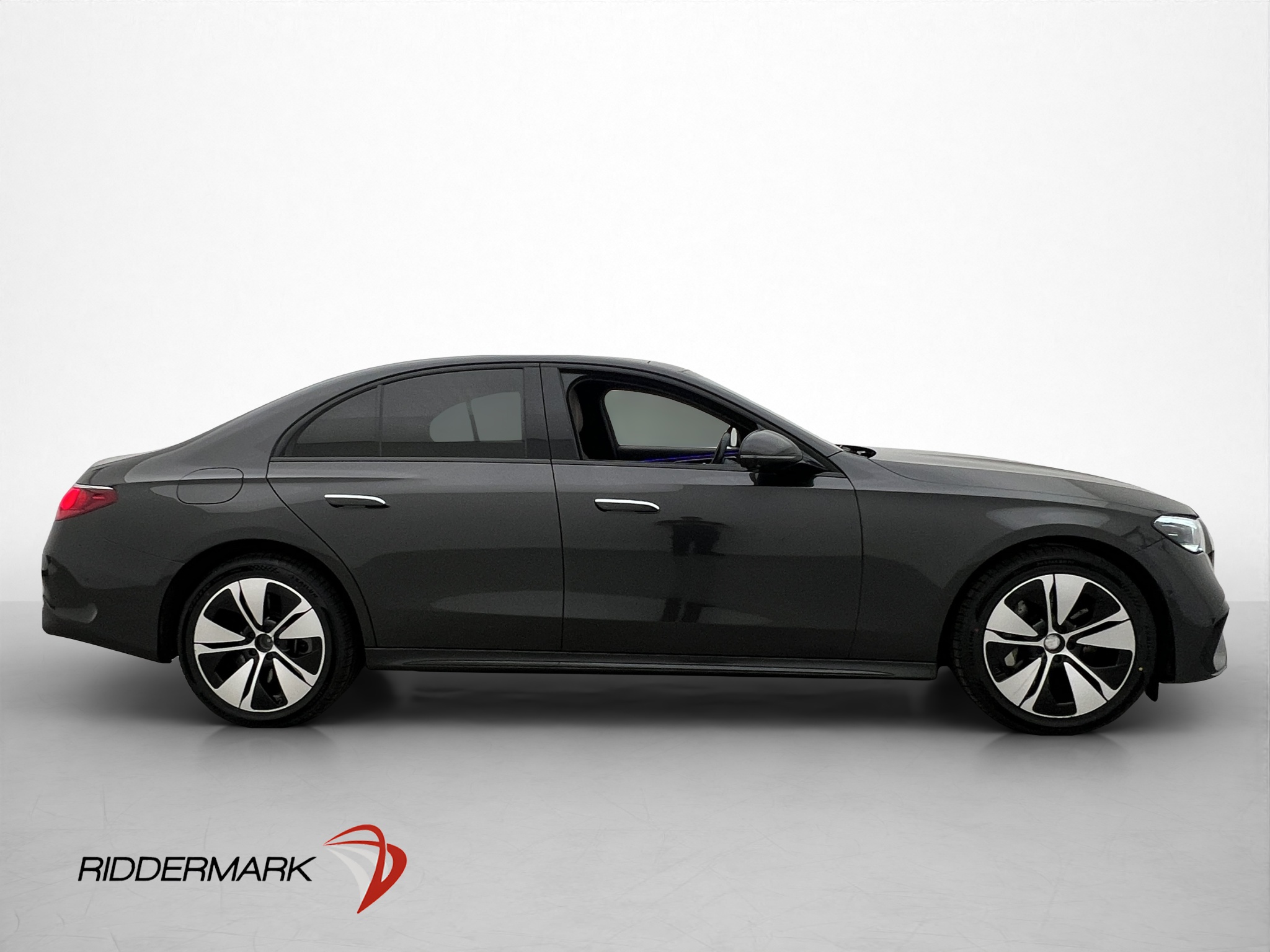 Mercedes-Benz E 300 e 4MATIC 9G-Tronic, 313hk, 2024