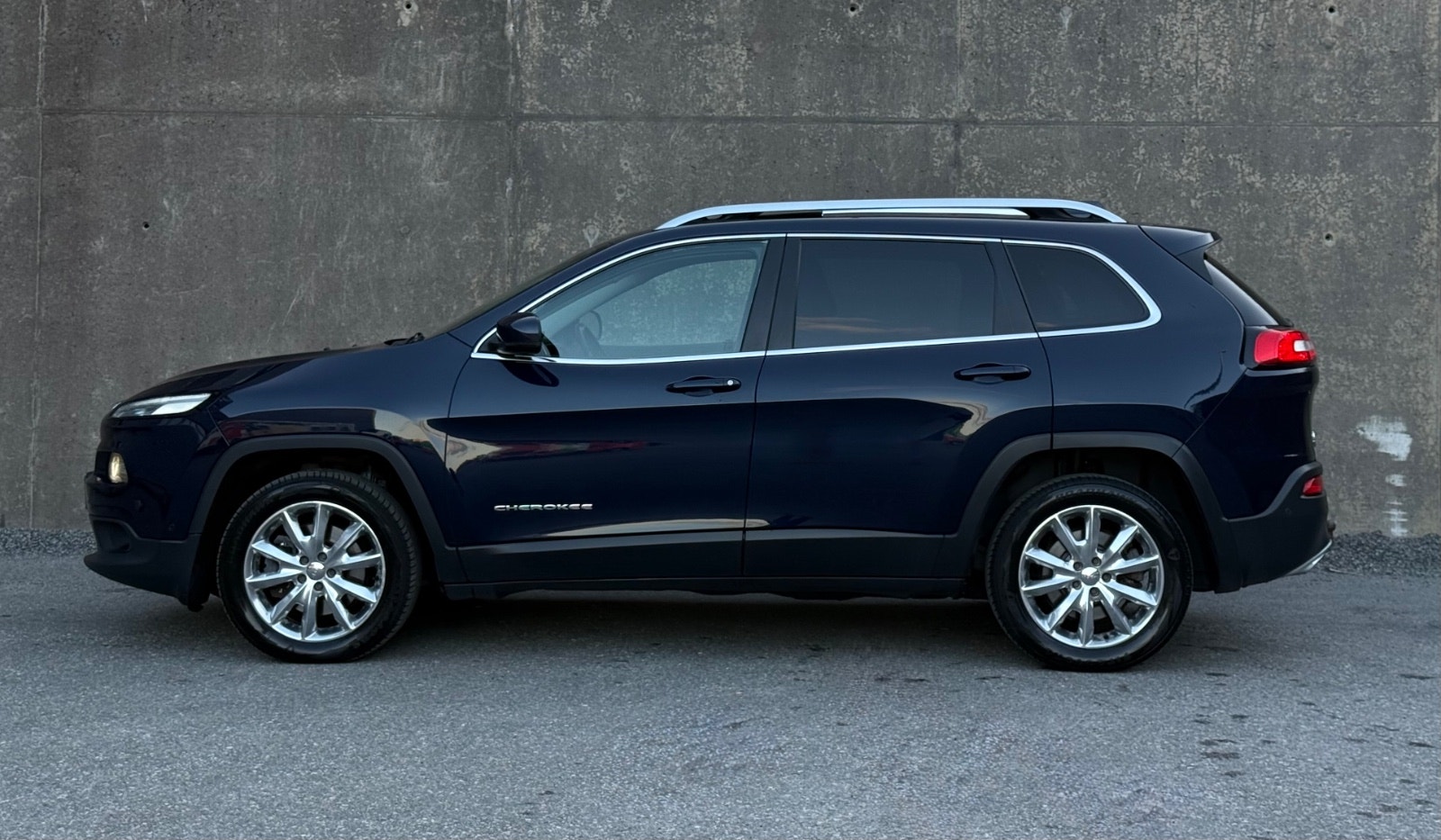 Jeep Cherokee 2.0 CRD 4WD Automatic, 9-trins, 170ps, 2015