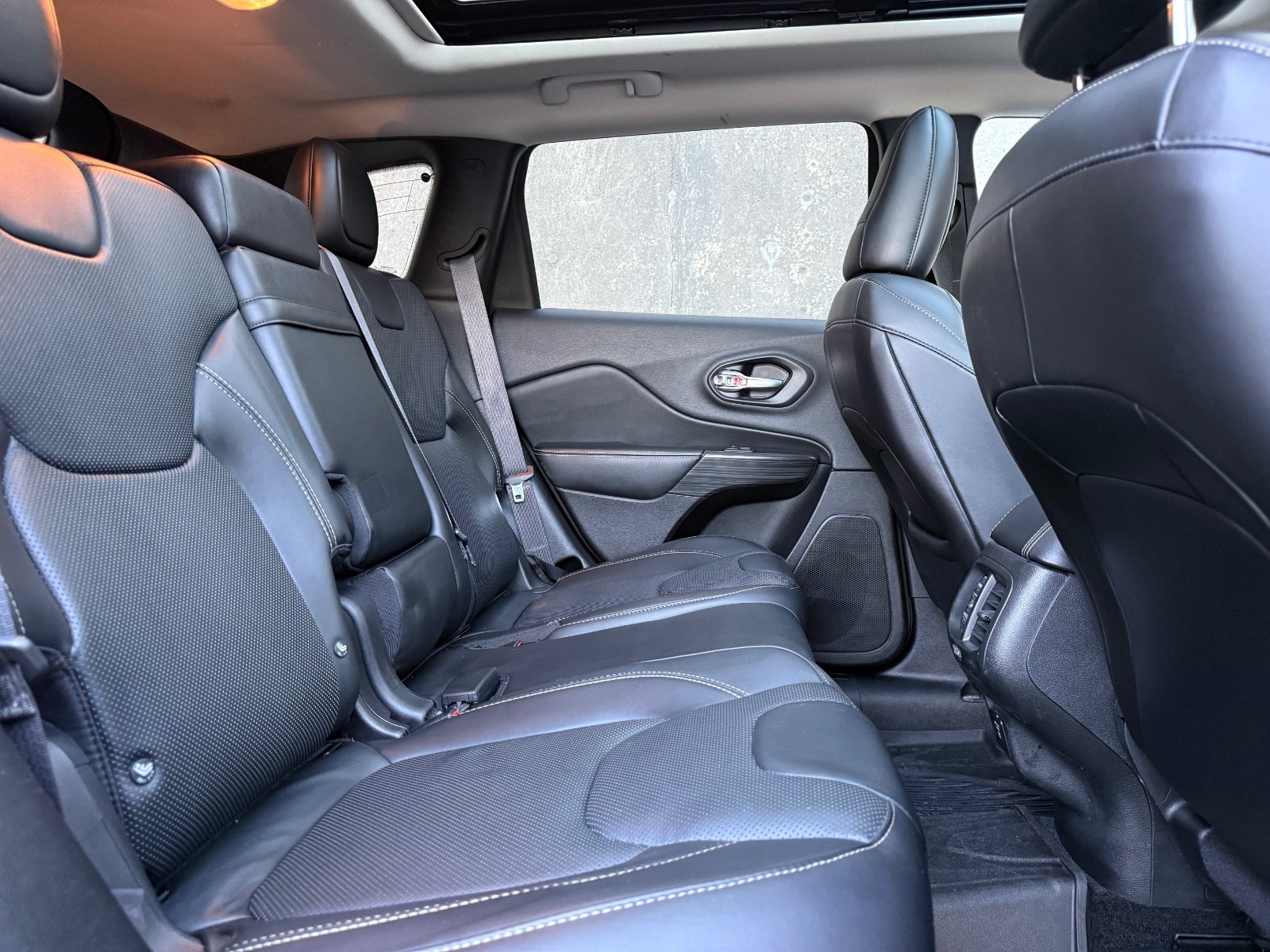 Jeep Cherokee 2.0 CRD 4WD Automatic, 9-trins, 170ps, 2015