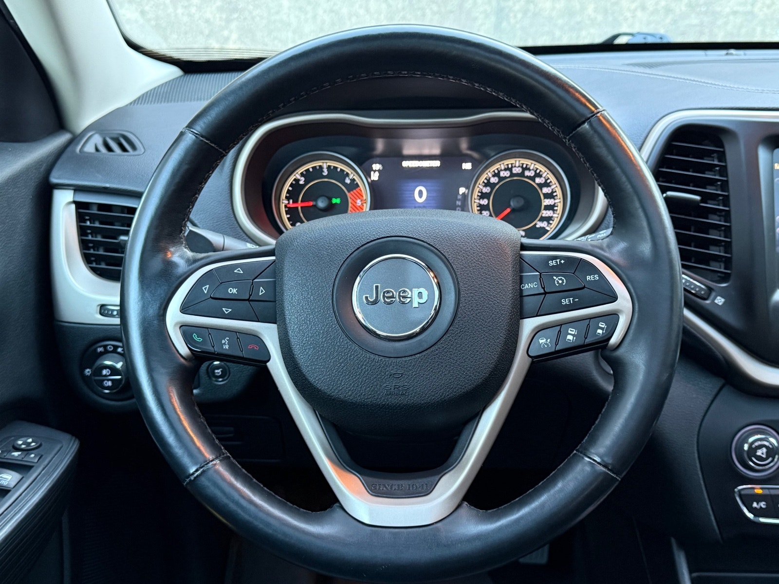 Jeep Cherokee 2.0 CRD 4WD Automatic, 9-trins, 170ps, 2015
