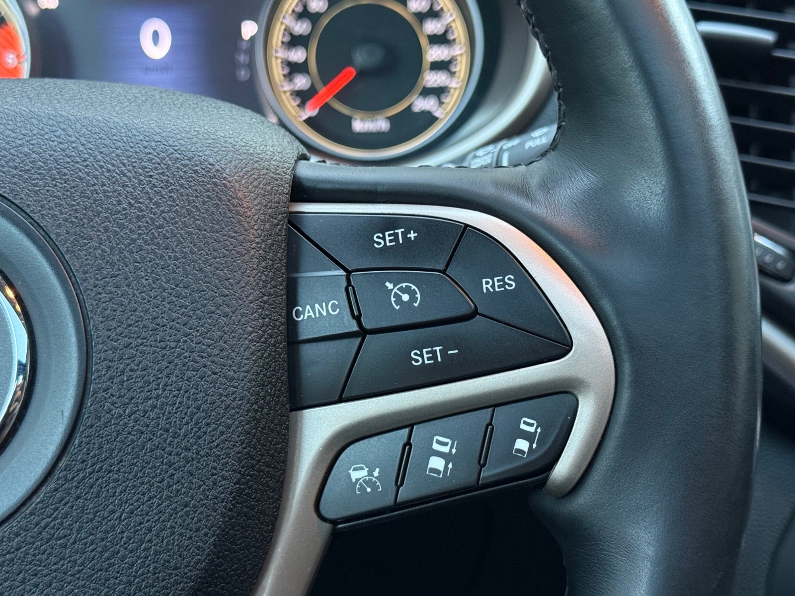 Jeep Cherokee 2.0 CRD 4WD Automatic, 9-trins, 170ps, 2015