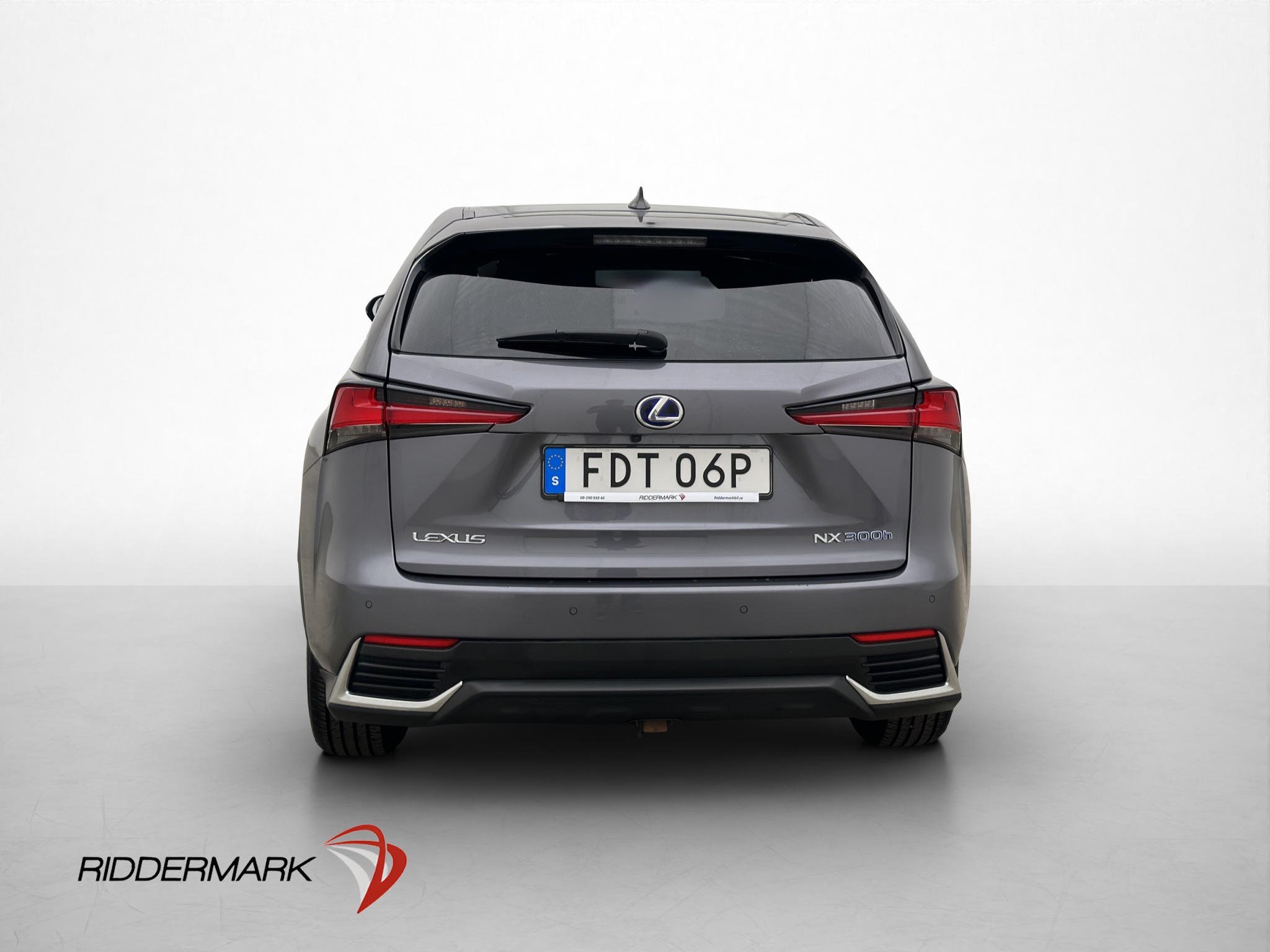 Lexus NX 300h AWD 2.5 AWD E-CVT, 197hp, 2019