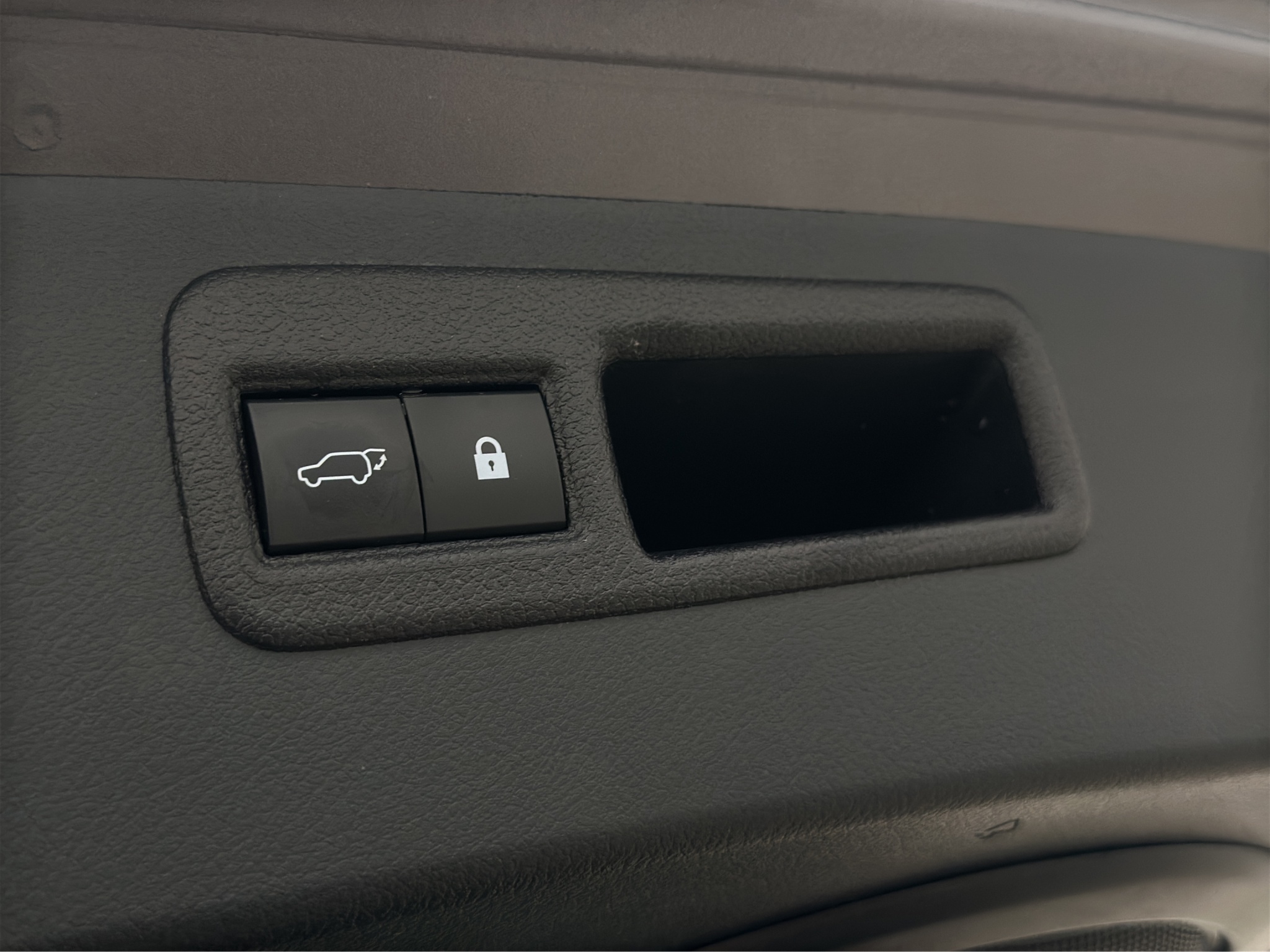 Lexus NX 300h AWD 2.5 AWD E-CVT, 197hp, 2019