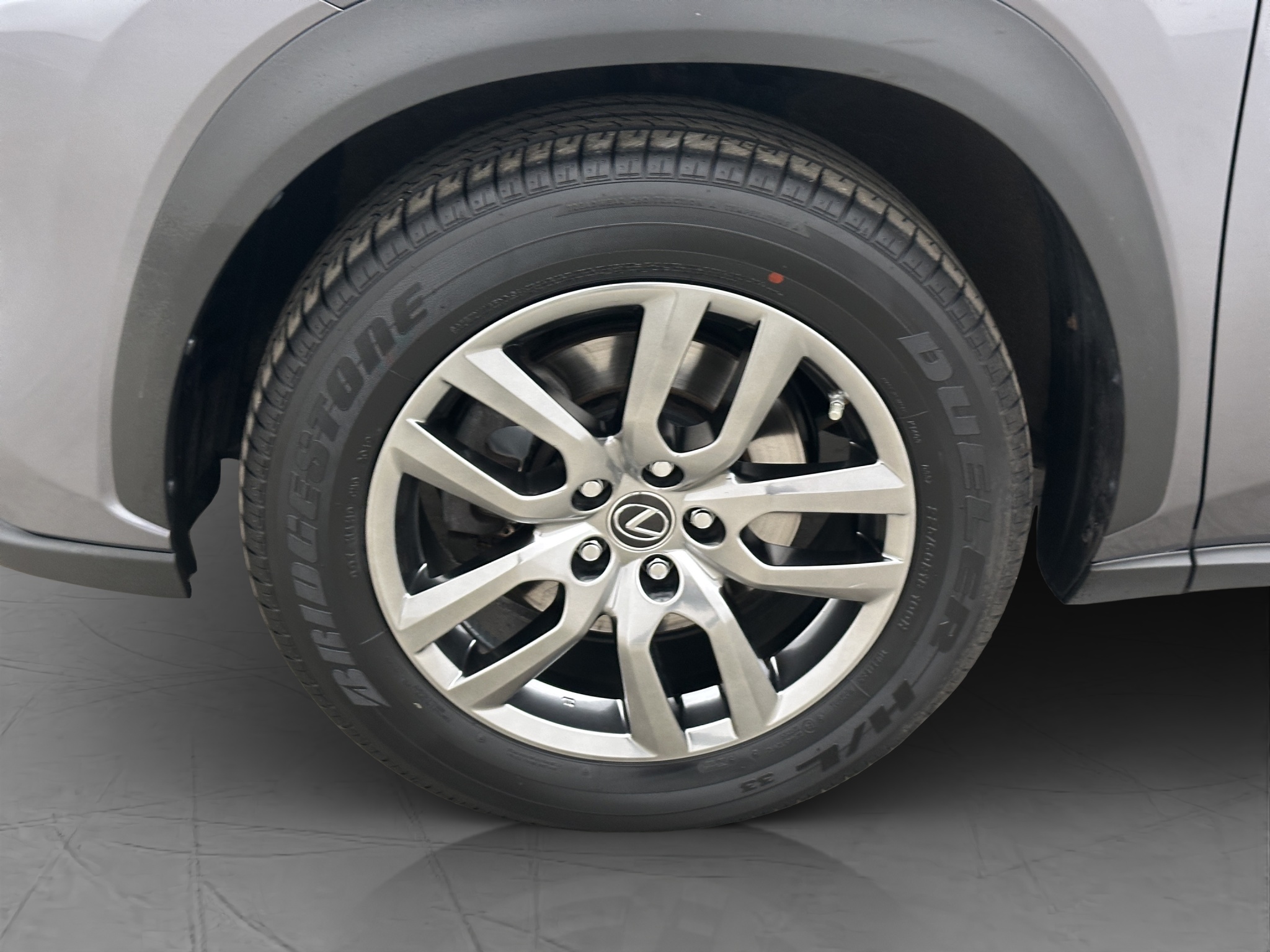 Lexus NX 300h AWD 2.5 AWD E-CVT, 197hp, 2019