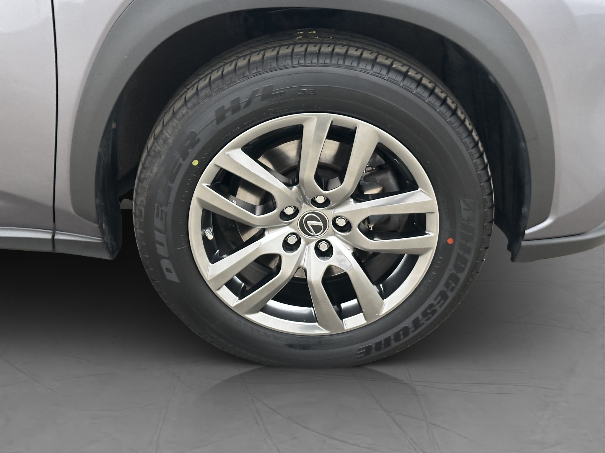 Lexus NX 300h AWD 2.5 AWD E-CVT, 197hp, 2019