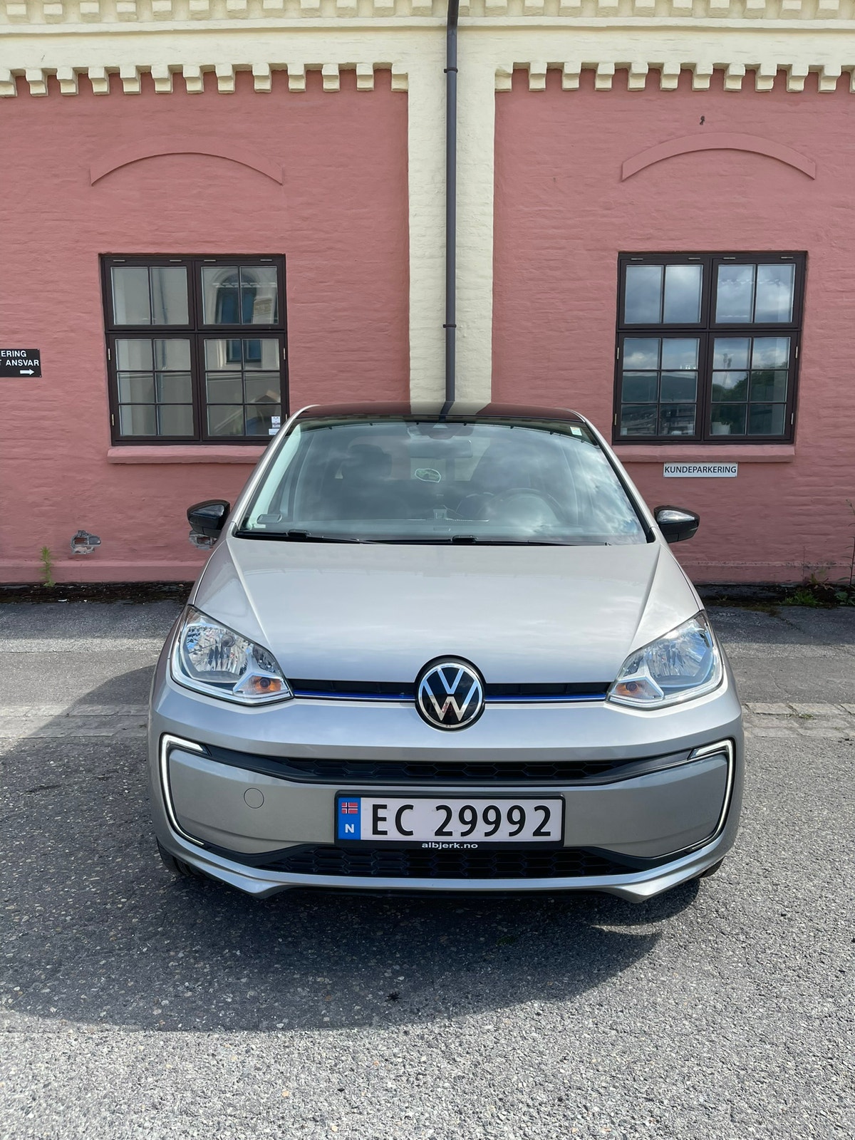 Volkswagen e-up!, 83ps, 2021