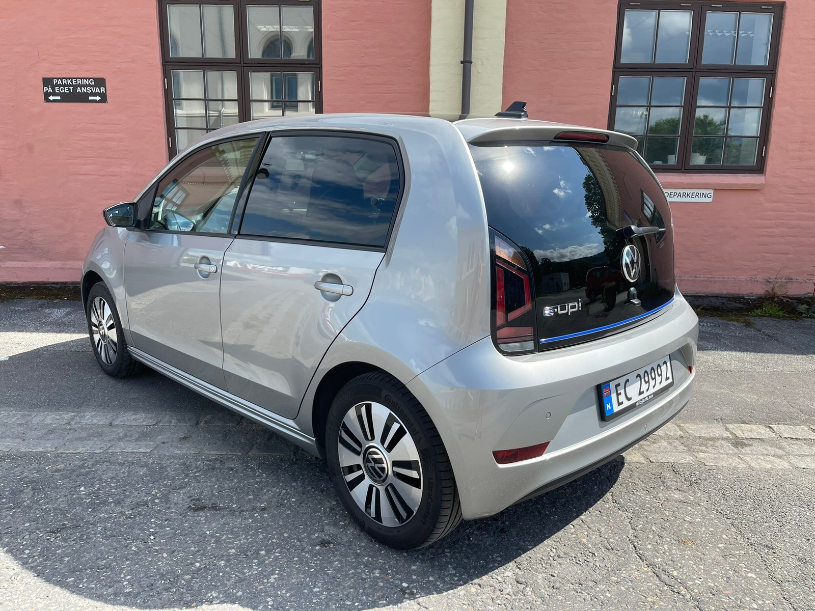 Volkswagen e-up!, 83ps, 2021