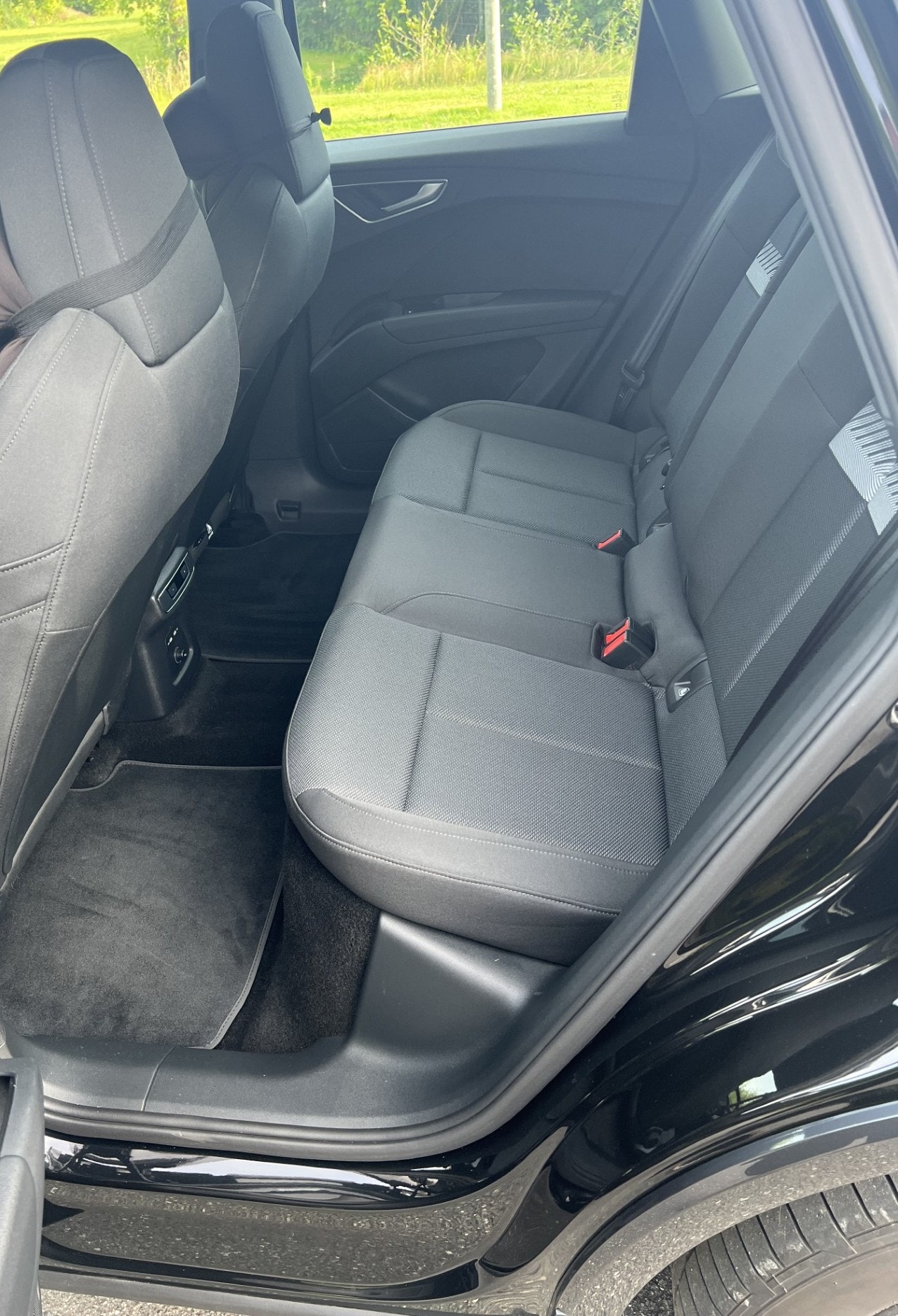 Audi Q4 45 e-tron, 286ps, 2025