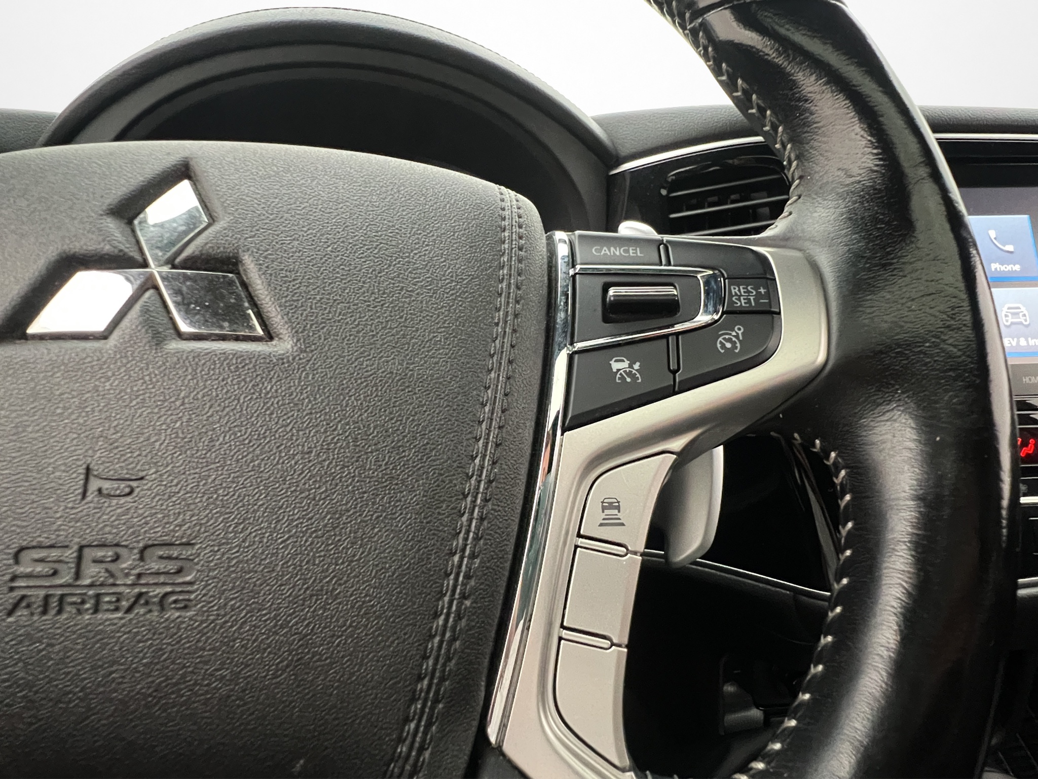 Mitsubishi Outlander PHEV CVT, 224hk, 2020