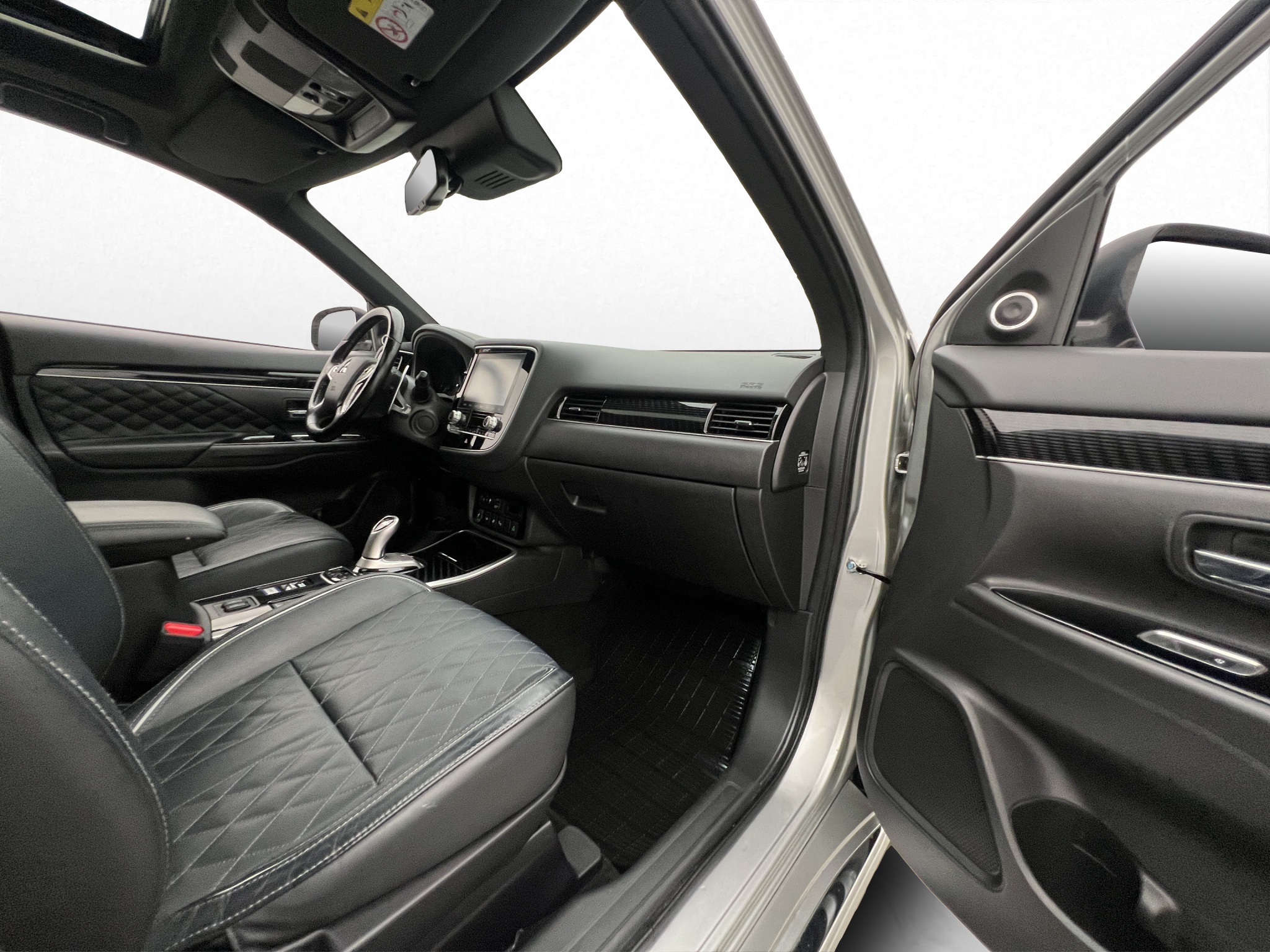 Mitsubishi Outlander PHEV CVT, 224hk, 2020