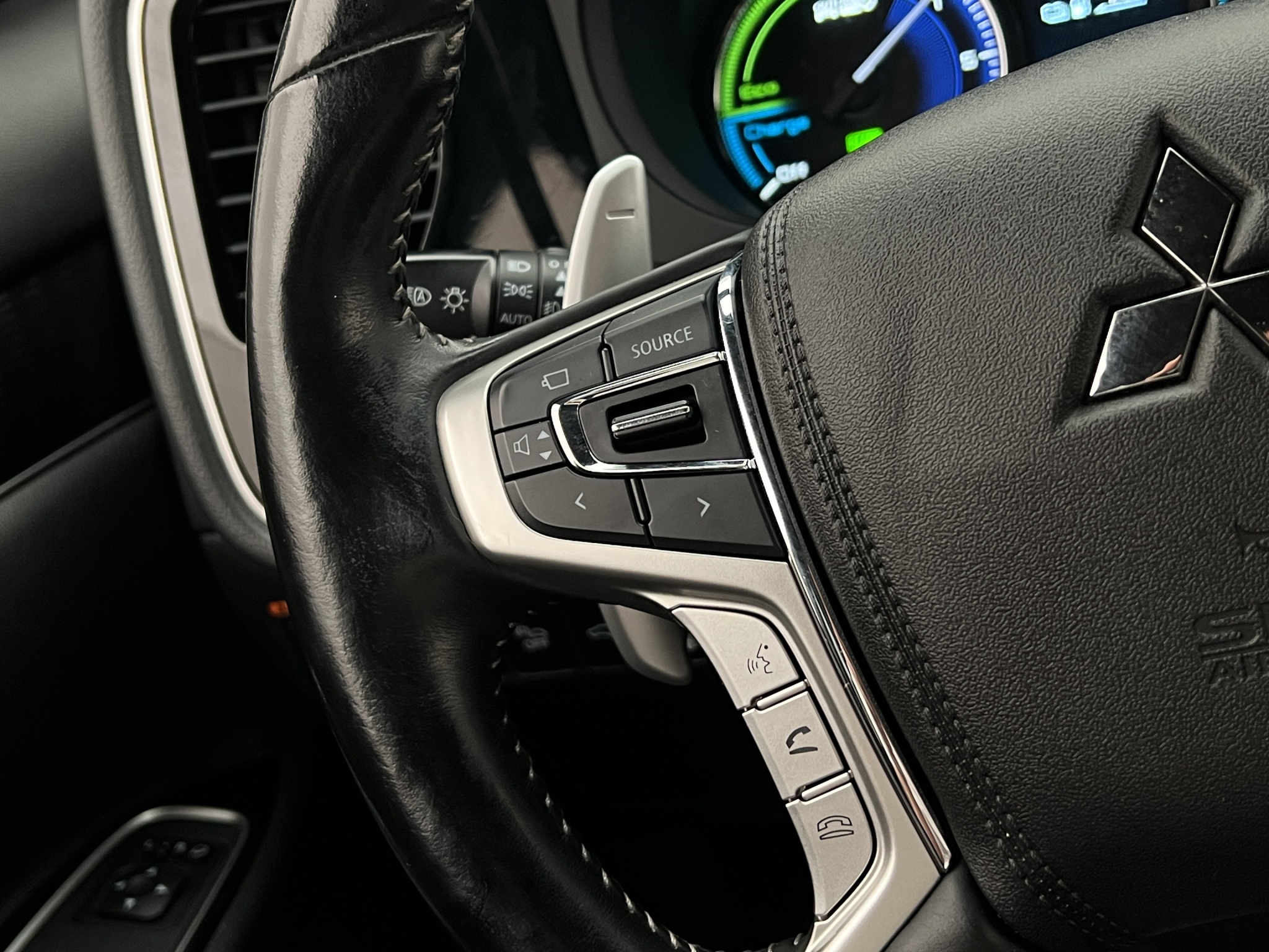 Mitsubishi Outlander PHEV CVT, 224hk, 2020